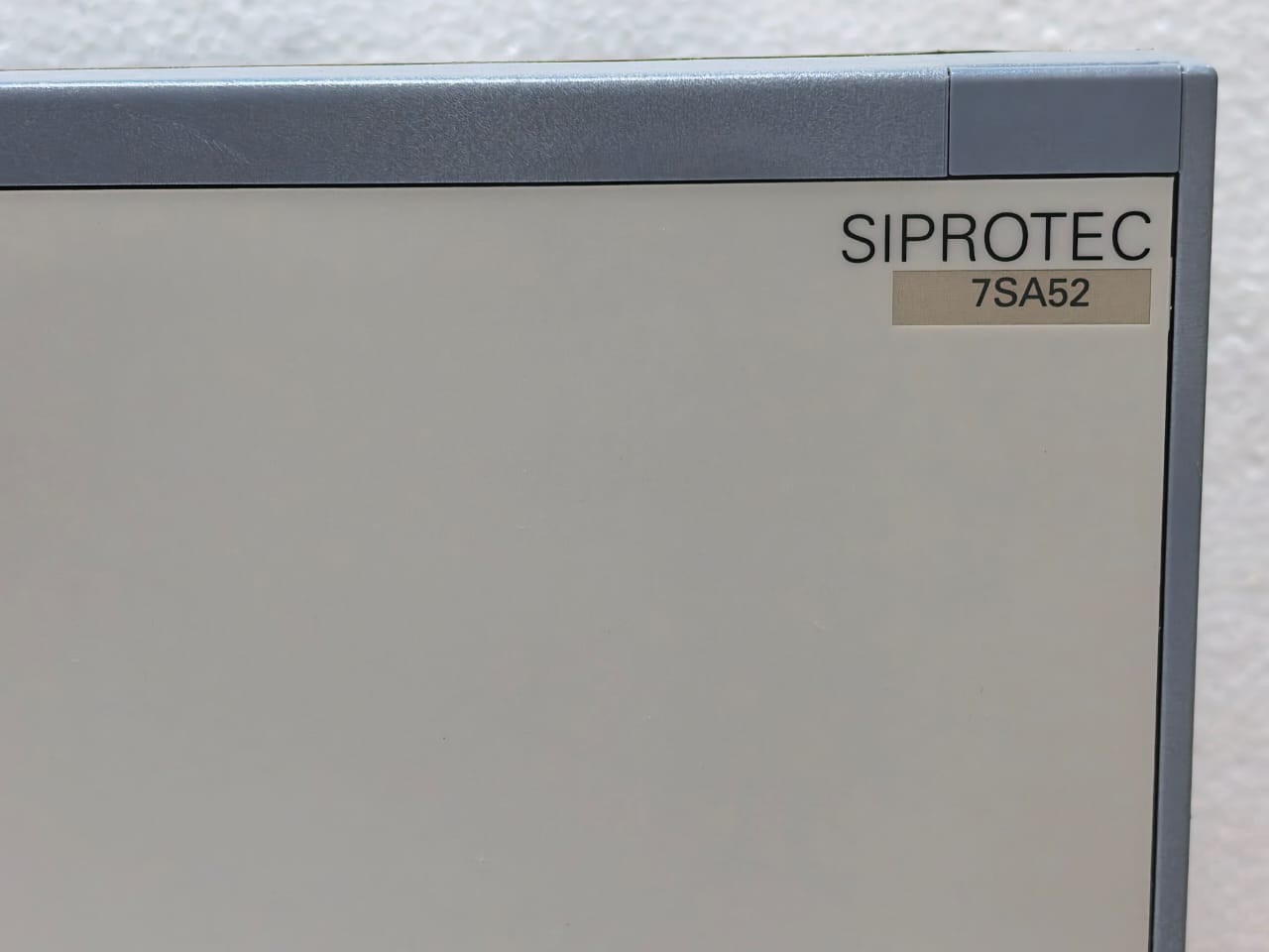 Siemens 7SA5221-5CB20-0QA4/FF SIEMENS 7SA5221-5CB20-0QA4/FF SIPROTEC 7SA52 DISTANCE PROTECTION RELAY 4