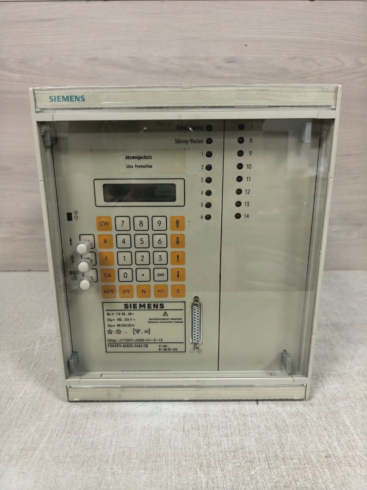 Siemens 7SA5111-4CA22-2AA1/CD SIEMENS 7SA5111-4CA22-2AA1/CD NUMEICAL LINE PROTECTION RELAY 2