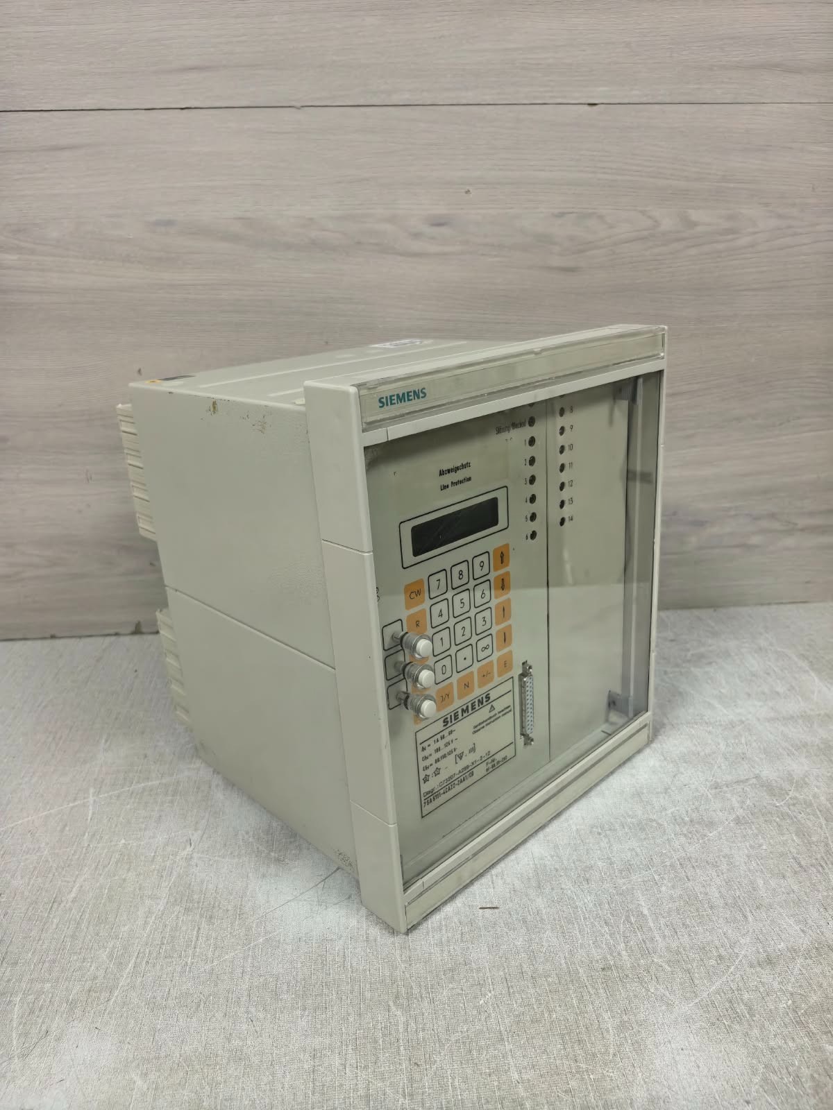 Siemens 7SA5111-4CA22-2AA1/CD SIEMENS 7SA5111-4CA22-2AA1/CD NUMEICAL LINE PROTECTION RELAY 5