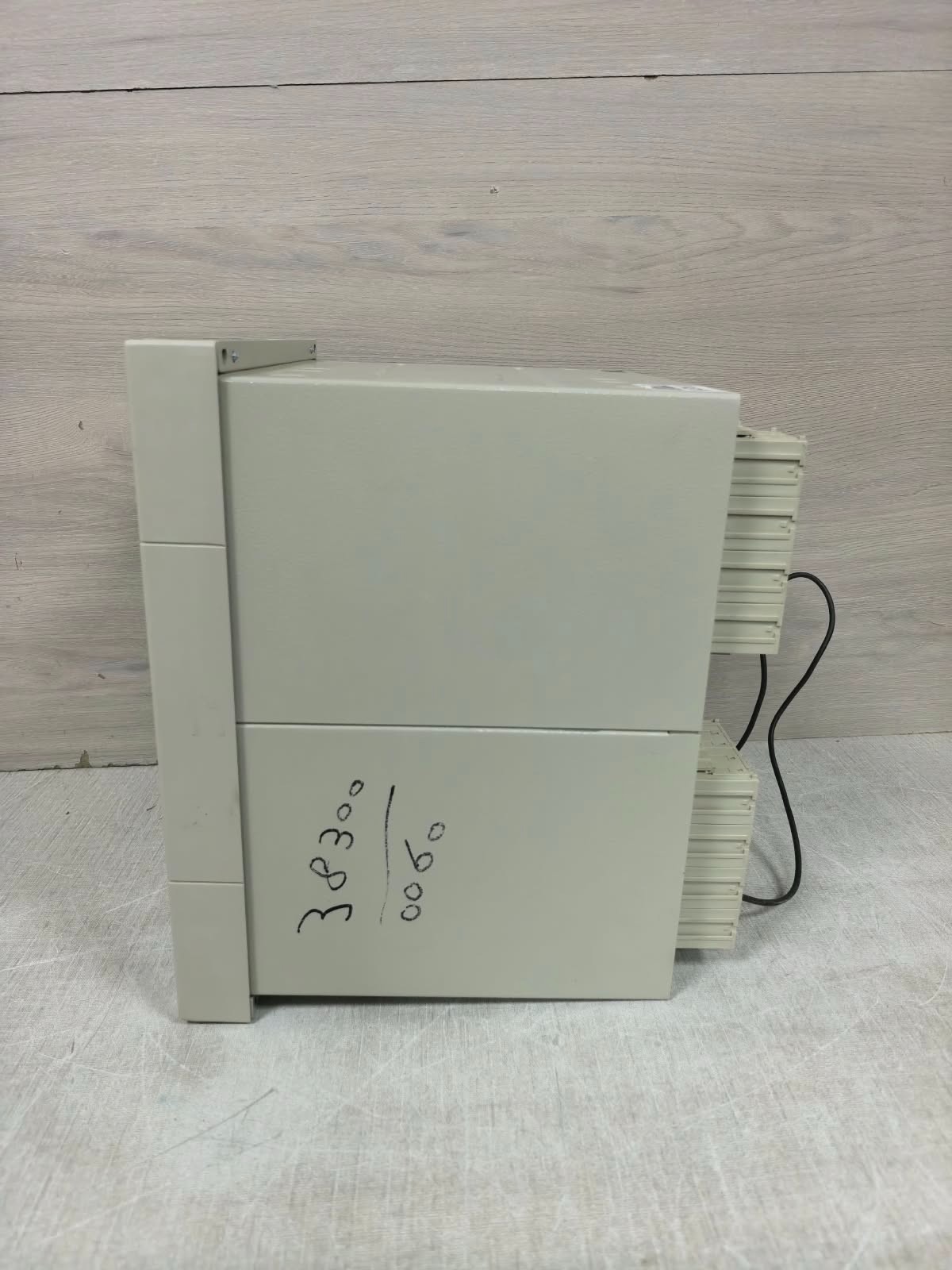 Siemens 7SA5111-4CA22-2AA1/CD SIEMENS 7SA5111-4CA22-2AA1/CD NUMEICAL LINE PROTECTION RELAY 8