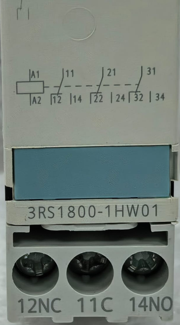 Siemens 3RS1800-1HW01 SIEMENS 3RS1800-1HW01 COUPLING RELAY 3