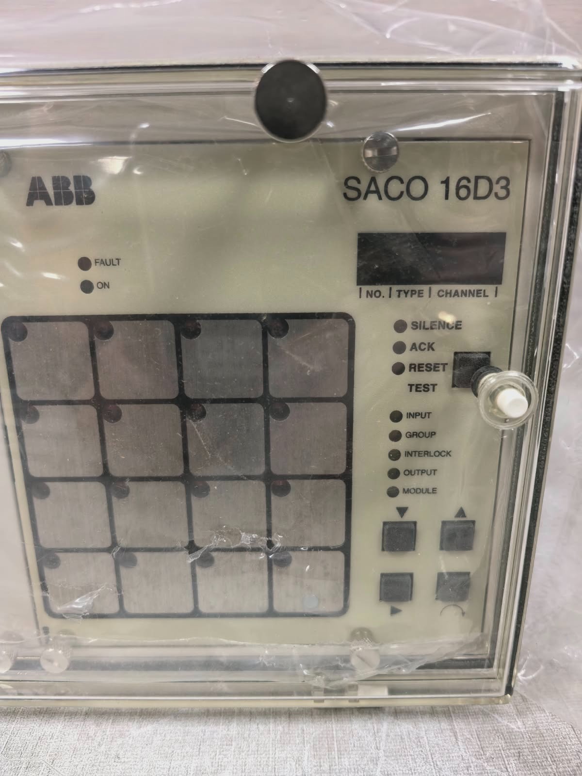 ABB SACO 16D3-AA /RS 811 163-AA REV.R ABB SACO 16D3-AA /RS 811 163-AA REV.R DIGITAL ANNUNCIATOR UNIT 5
