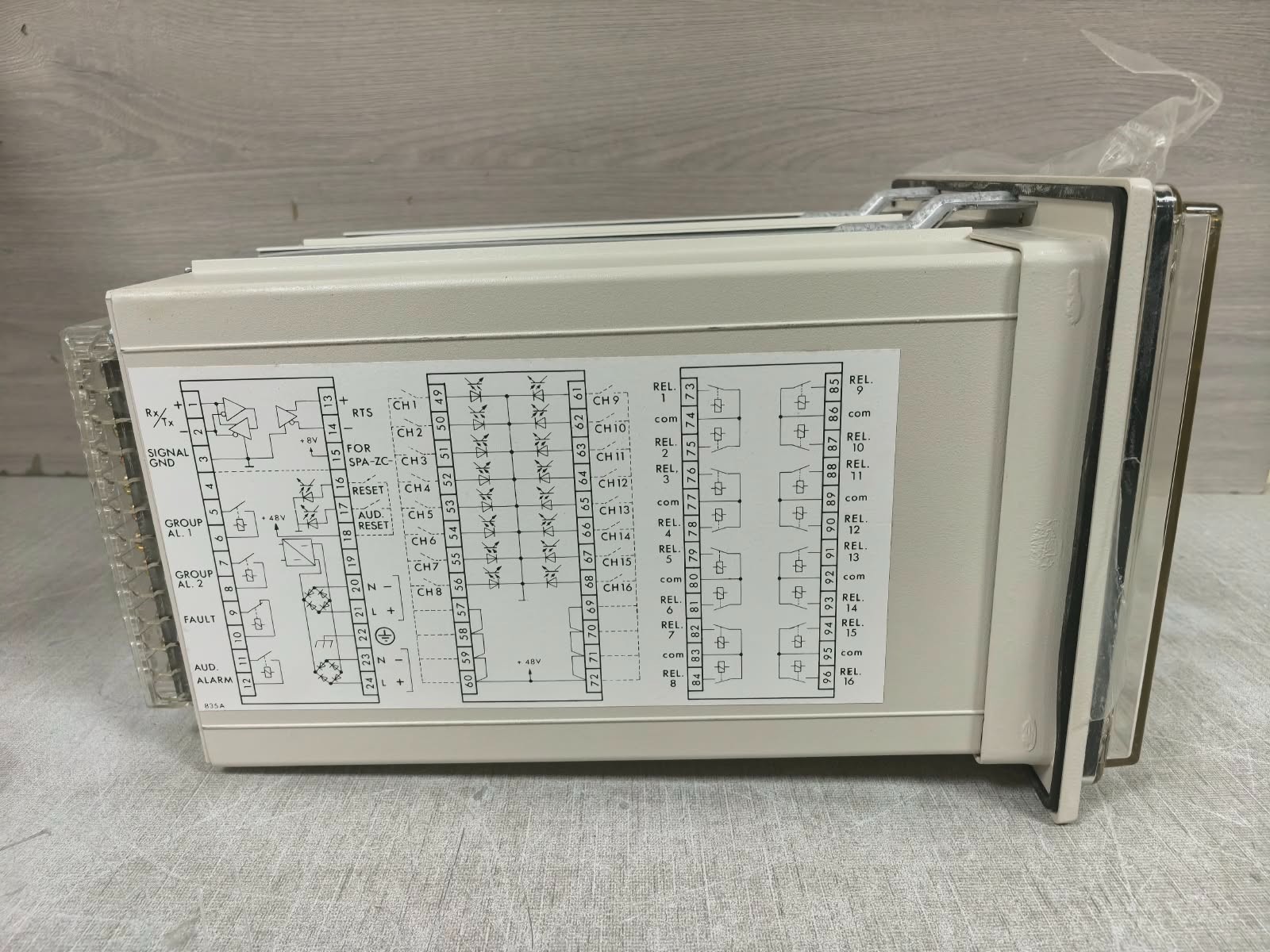 ABB SACO 16D3-AA /RS 811 163-AA REV.R ABB SACO 16D3-AA /RS 811 163-AA REV.R DIGITAL ANNUNCIATOR UNIT 10