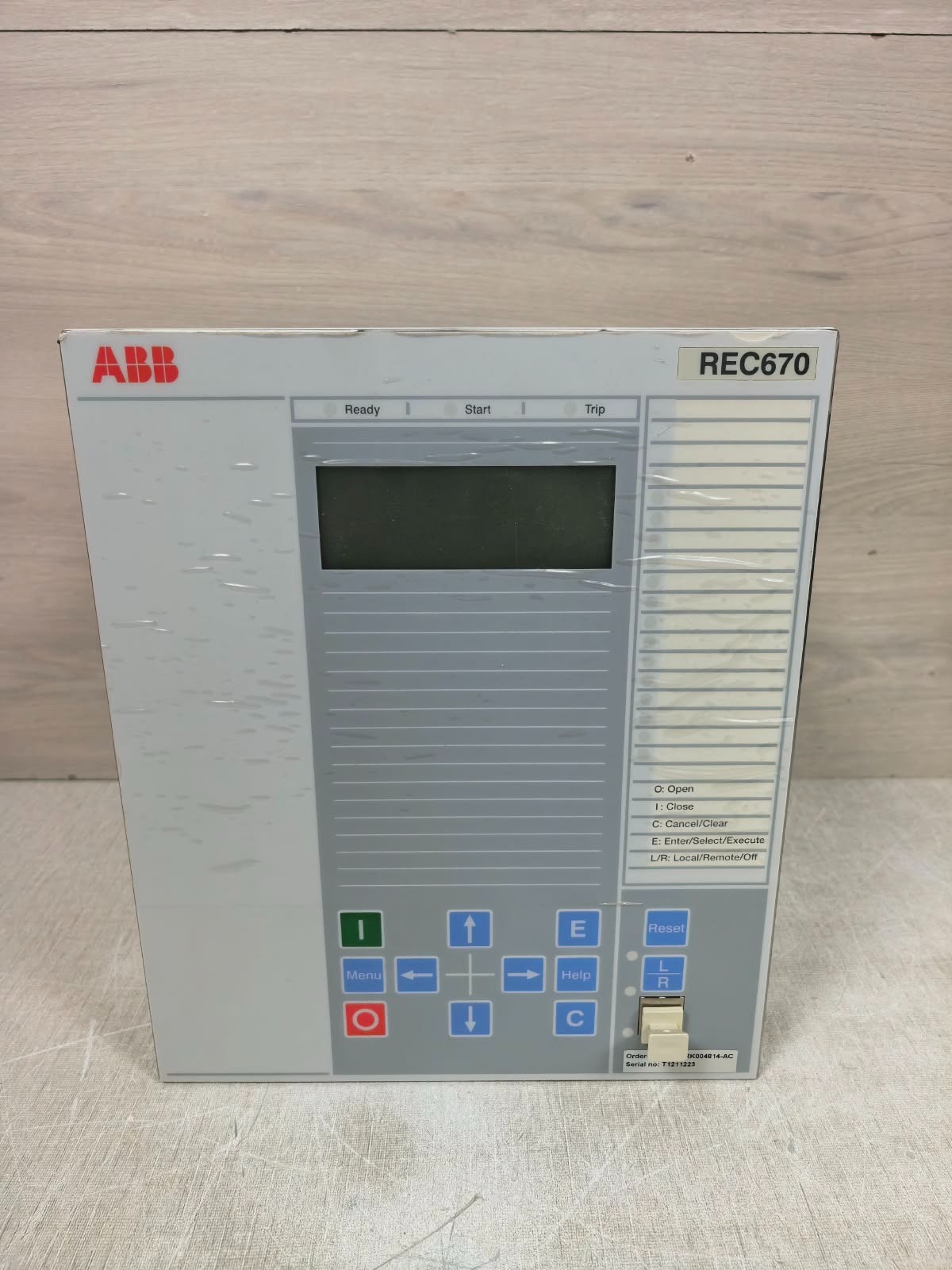 ABB 1MRK004814-AC ABB REC670 1MRK004814-AC BAY CONTROL 2