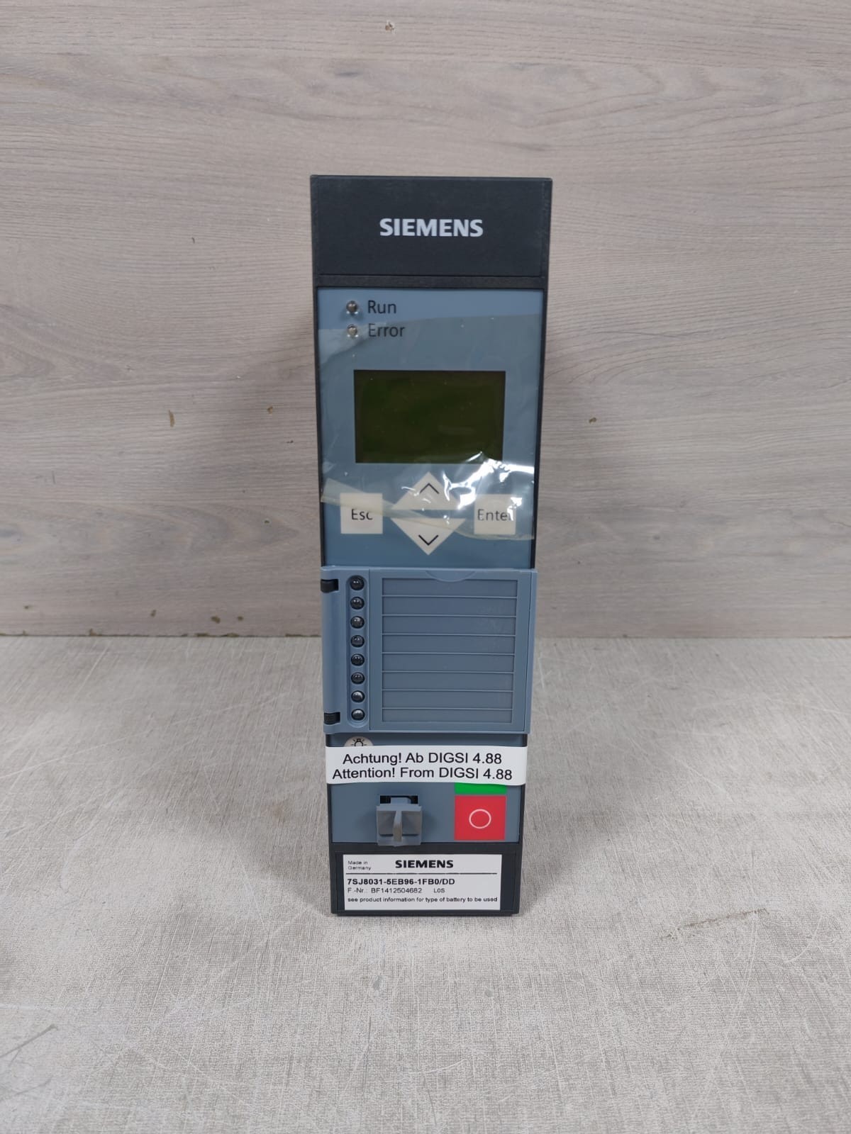 Siemens 7SJ8031-5EB96-1FB0DD SIEMENS 7SJ8031-5EB96-1FB0DD OVERCURRENT PROTECTION 2