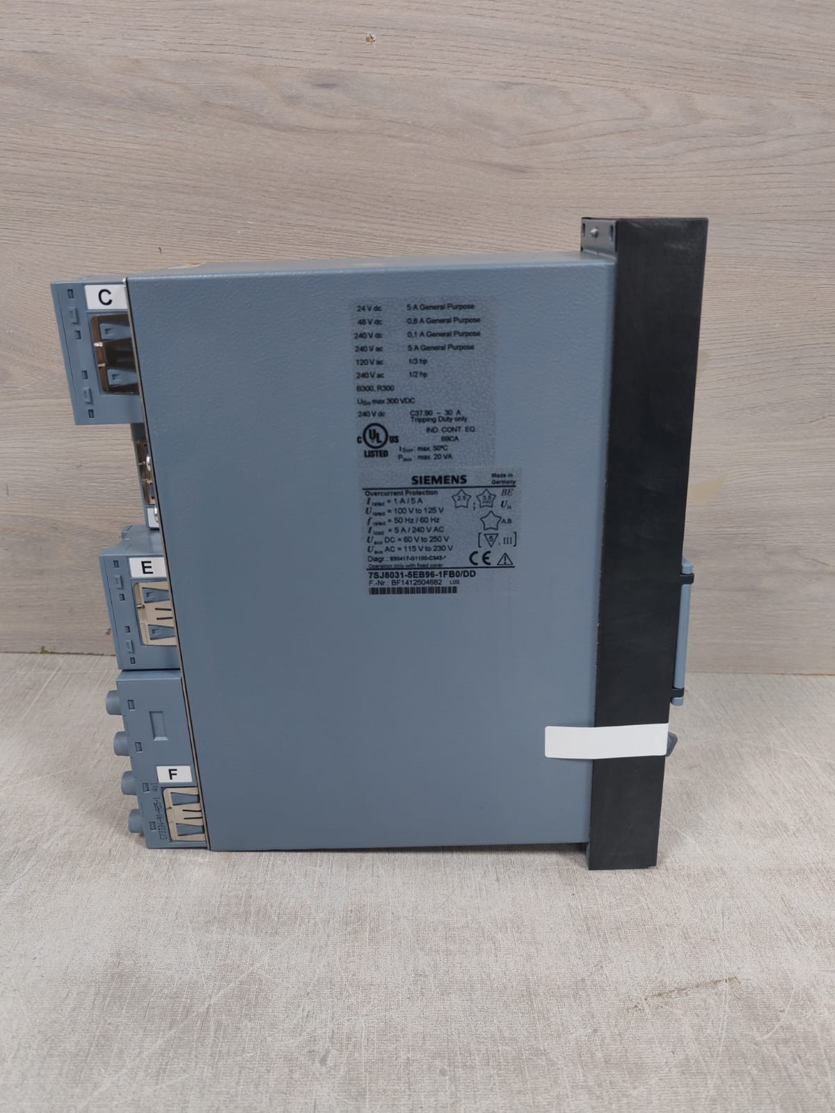 Siemens 7SJ8031-5EB96-1FB0DD SIEMENS 7SJ8031-5EB96-1FB0DD OVERCURRENT PROTECTION 8