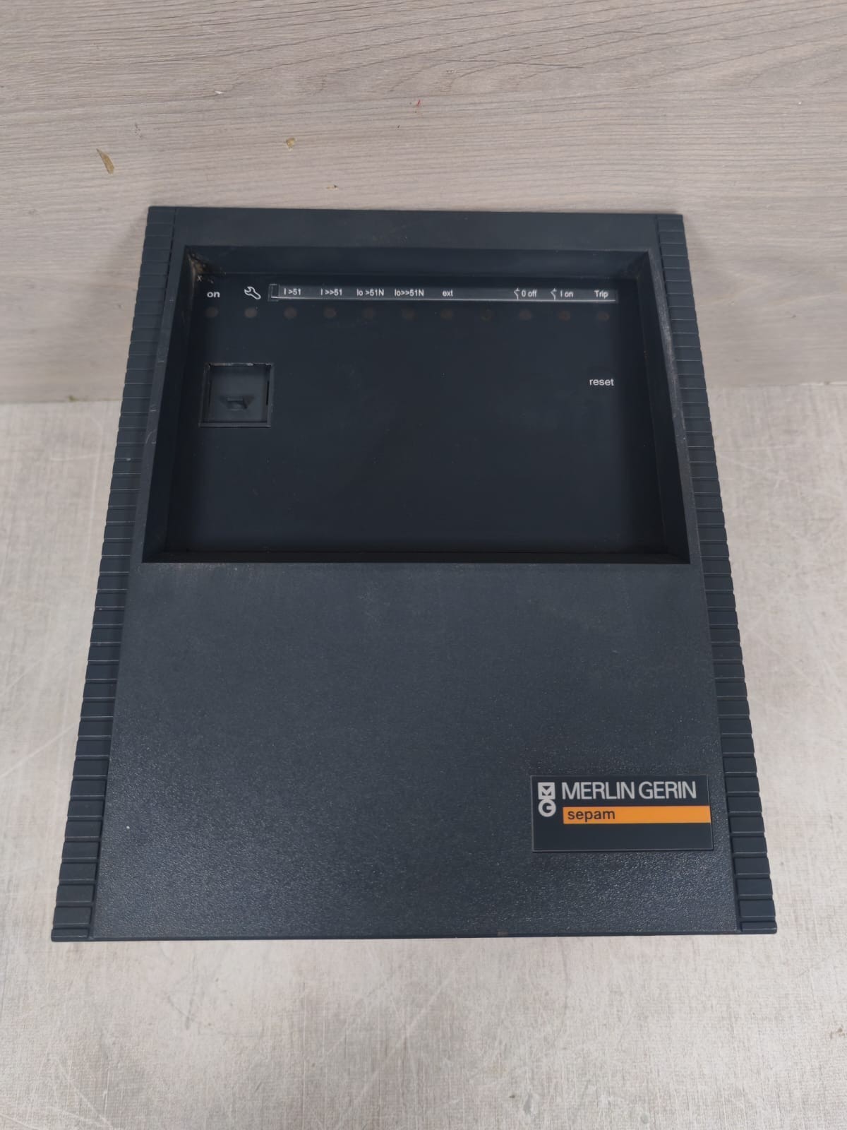 Schneider Electric SEPAM-59600 MERLIN GERIN SEPAM 59600 S10MX XXX JXX XNT 24-250V 8