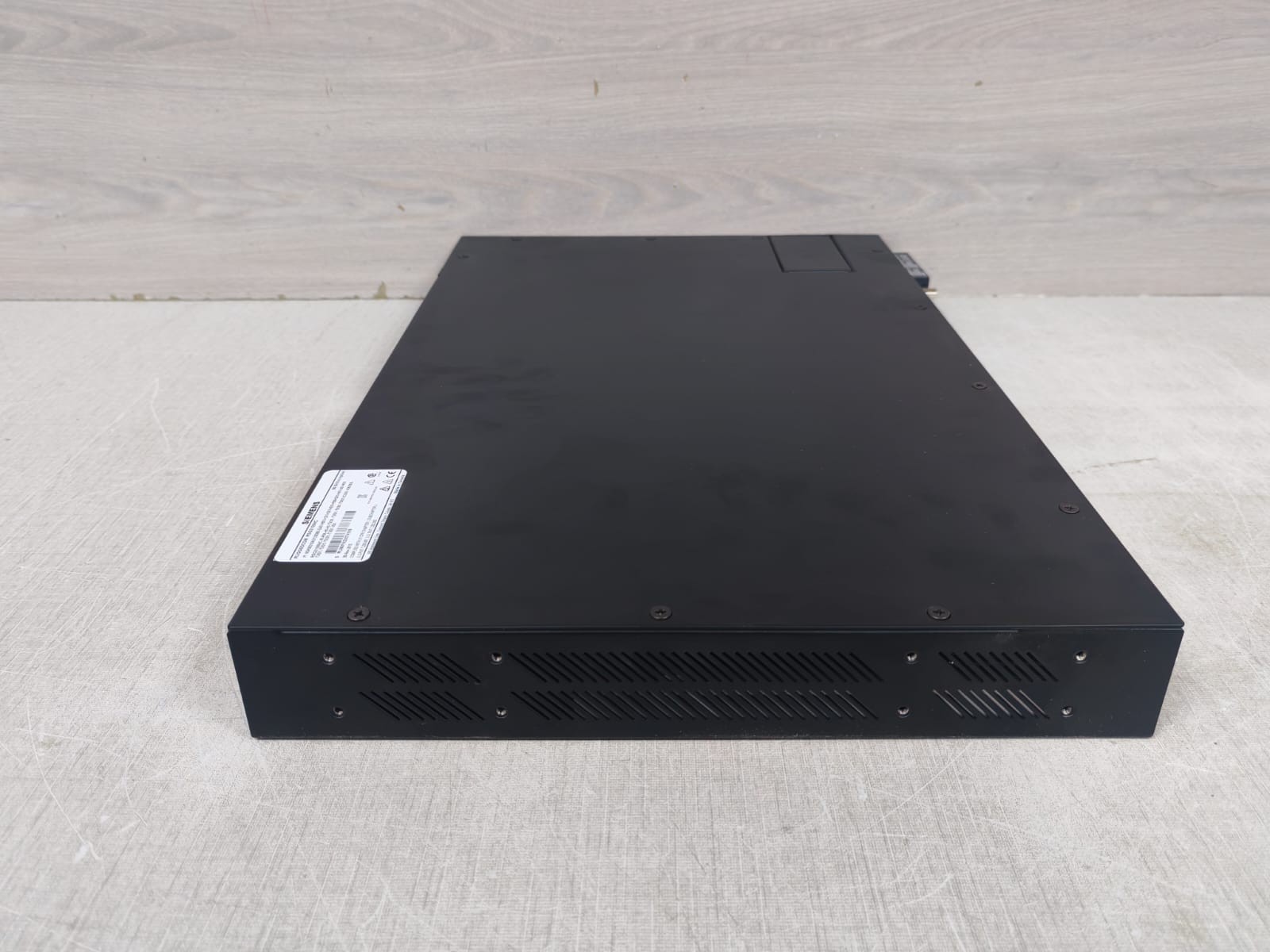 Siemens RSG2100NC SIEMENS RUGGEDCOM RSG2100NC 56BIT ENCRYPTION ETHERNET SWITCH 9