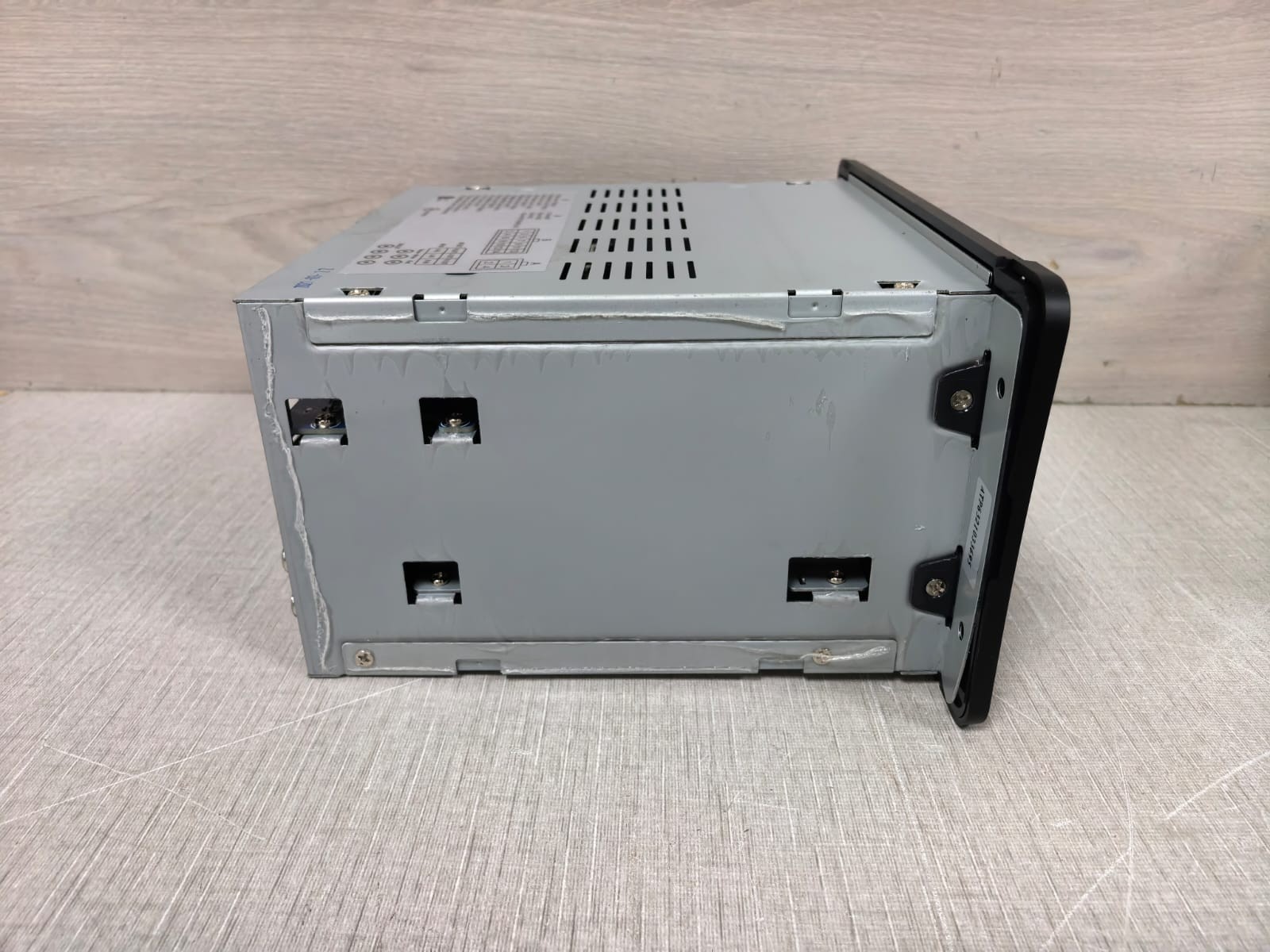 UNKNOWN IRV63 IRV63 TECHNOLOGIES AM/FM/CD/DVD/MP3/MP4 RADIO STEREO- W/O REMOTE 5