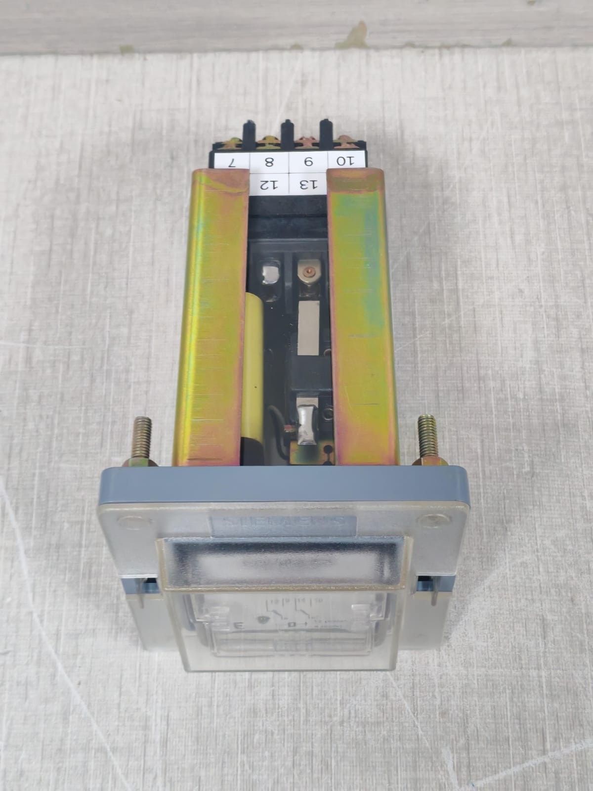 Siemens 7PA3030-1 SIEMENS 7PA3030 7PA3030-1 TRIP CIRCUIT SUPERVISION 2 NC/NO W/ SOCKET 100-125VDC 8