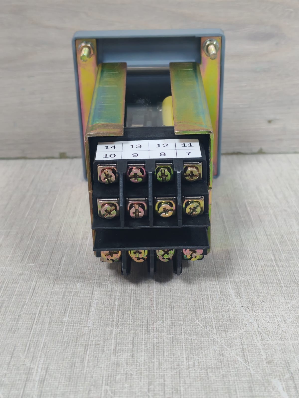 Siemens 7PA3030-1 SIEMENS 7PA3030 7PA3030-1 TRIP CIRCUIT SUPERVISION 2 NC/NO W/ SOCKET 100-125VDC 9