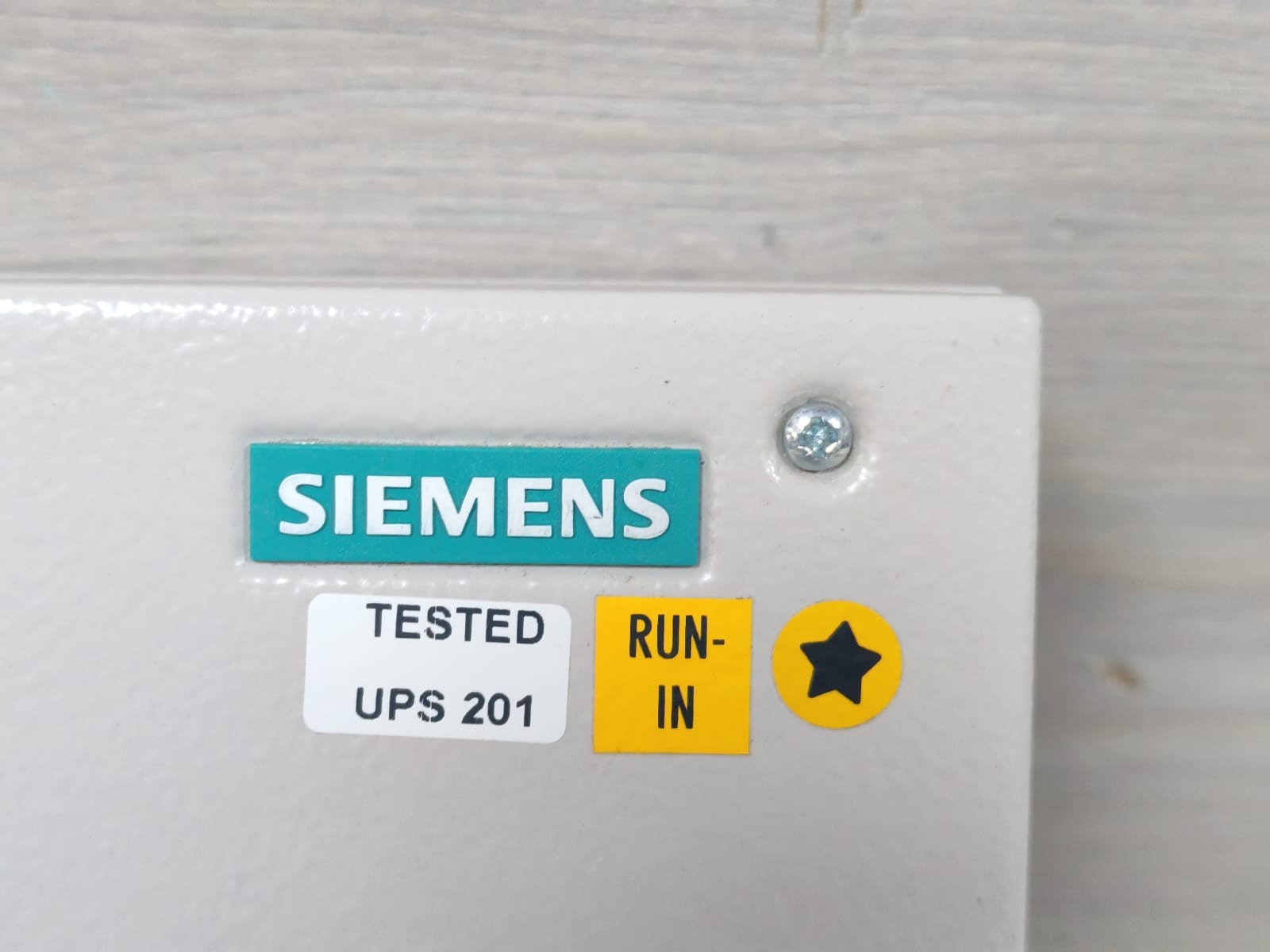 Siemens 7XV5662-0AA00/FF SIEMENS 7XV5662-0AA00/FF COMMUNICATION CONVERTER 115-250VAC 2