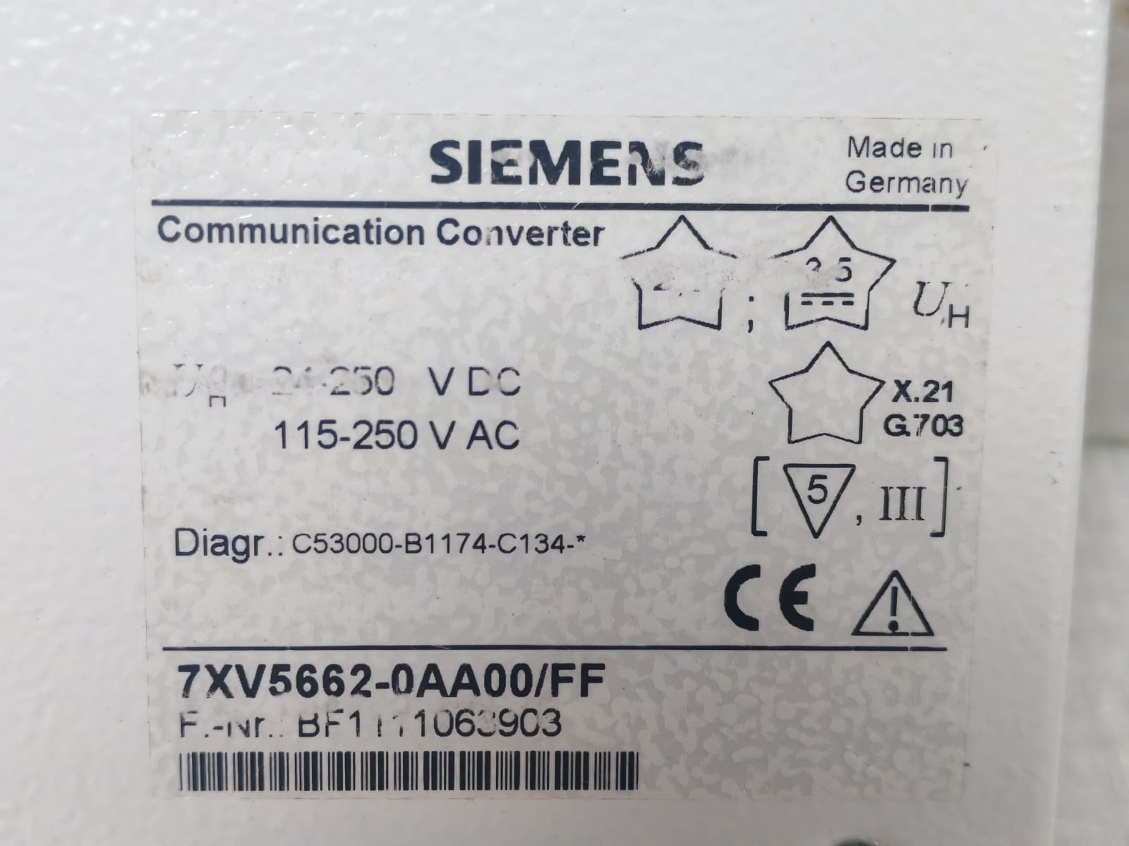 Siemens 7XV5662-0AA00/FF SIEMENS 7XV5662-0AA00/FF COMMUNICATION CONVERTER 115-250VAC 4