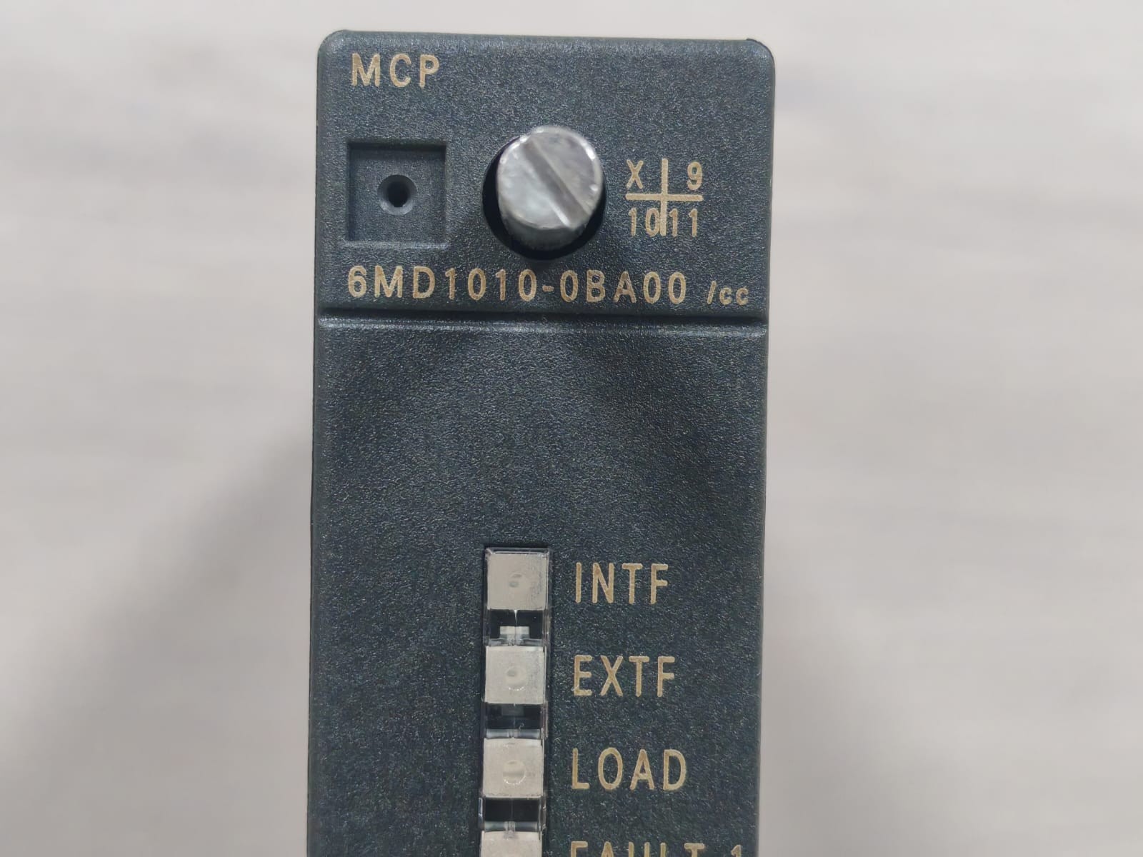 Siemens 6MD1010-0BA00/CC SIEMENS MCP SICAM 6MD1010-0BA00/CC COMMUNICATION MODULE 4