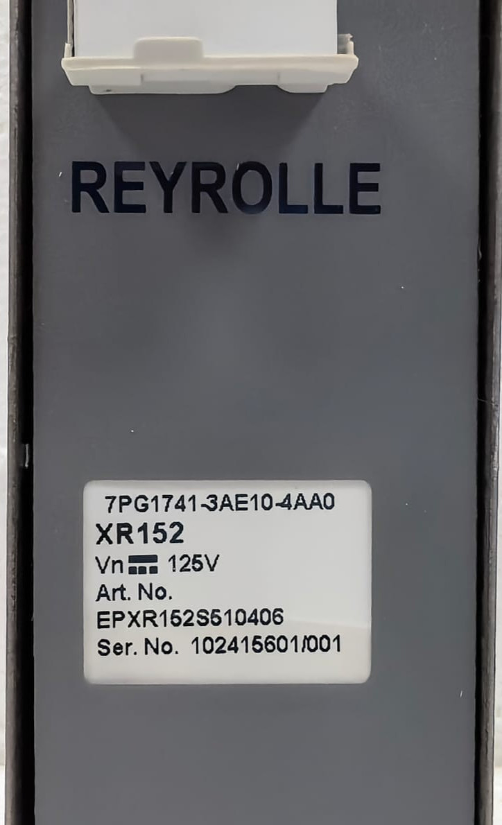 Reyrolle XR152 REYROLLE XR152 DC SUPPLY SUPERVISION RELAY 7PG1741-3AE10-4AA0-WITHOUT COVER 3
