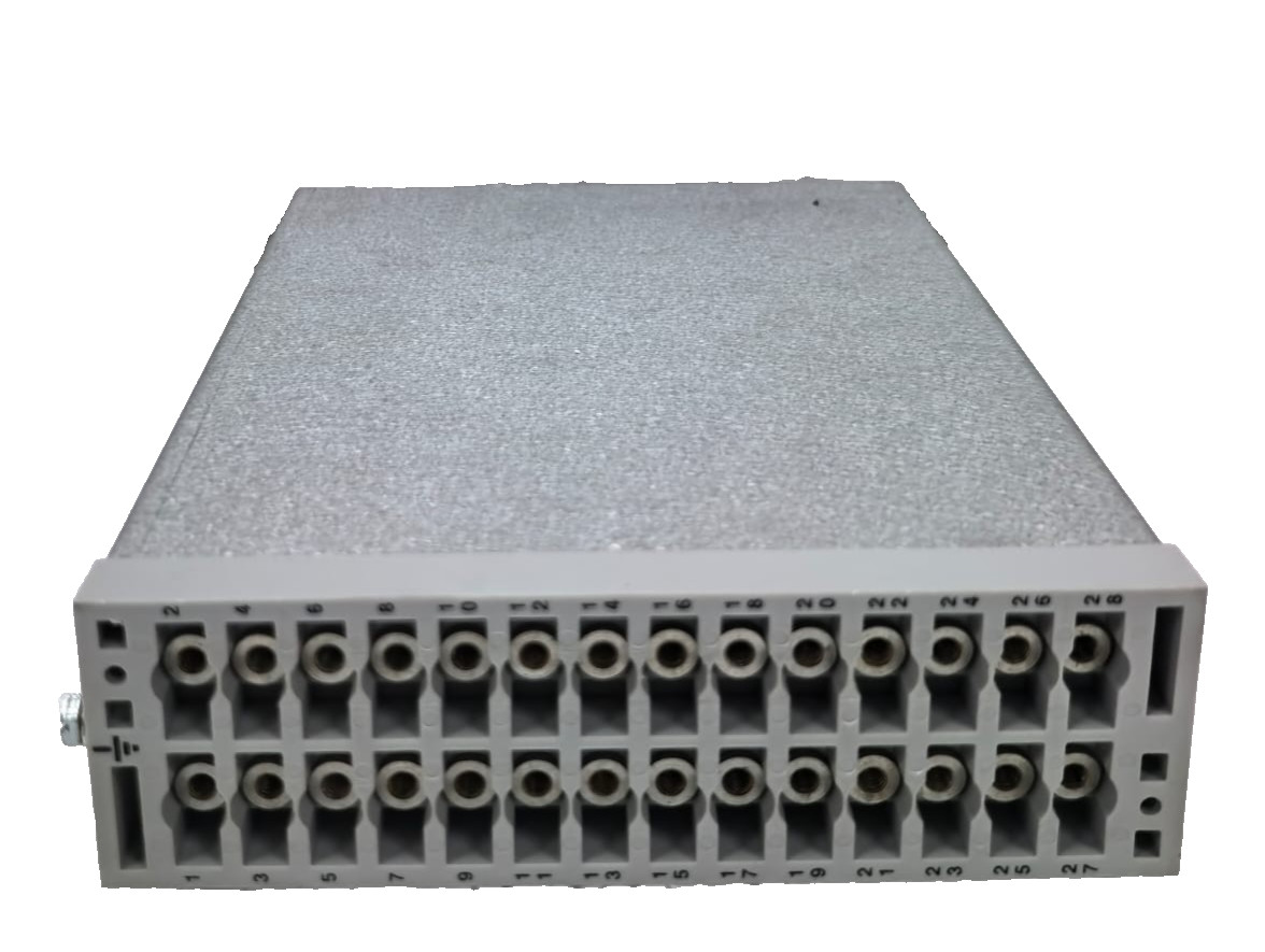 Reyrolle XR152 REYROLLE XR152 DC SUPPLY SUPERVISION RELAY 7PG1741-3AE10-4AA0-WITHOUT COVER 9