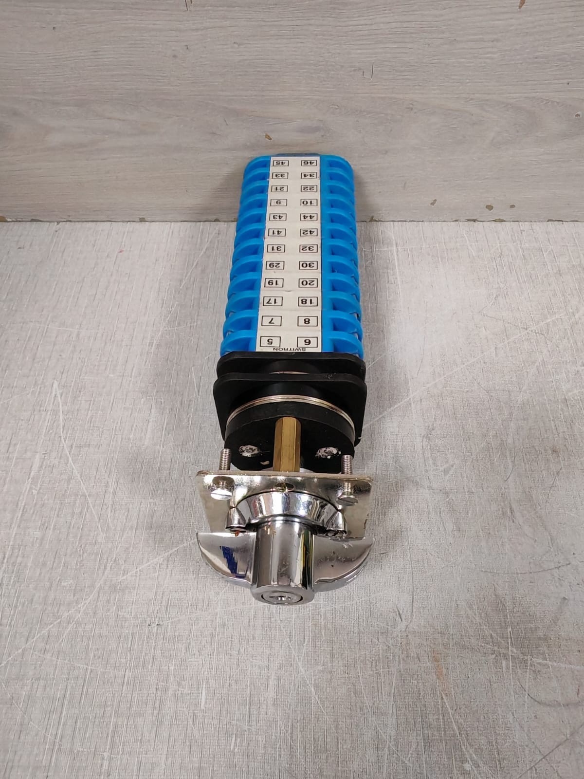 SWITRON SPC32P12249/T77/W SWITRON POS-1 SPC32P12249/T77/W ROTARY SWITCH 9