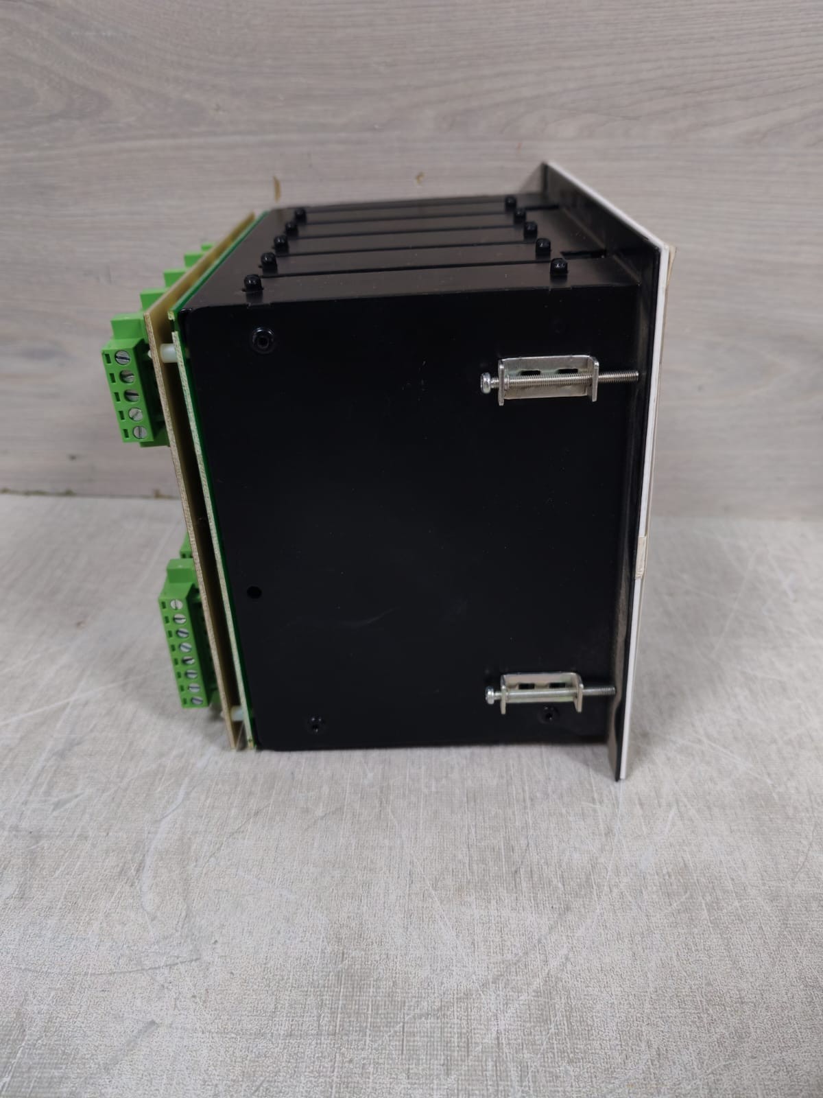 RTK Instruments UC625-16IN-HH-024-R-M3 RTK INSTRUMENTS UC625 / UC625-16IN-HH-024-R-M3 ALARM ANNUNCIATOR 24VDC 10