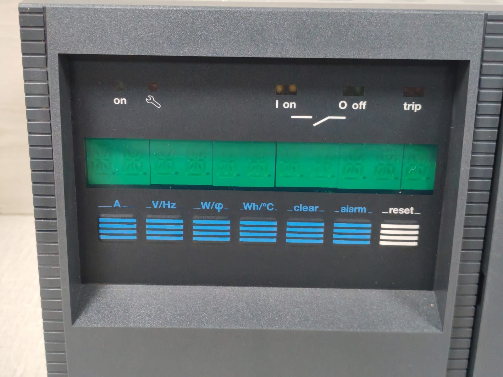 Schneider Electric SEPAM-2000 MERLIN GERIN SEPAM 2000 S36S35XRX2TBN PROTECTION RELAY 2
