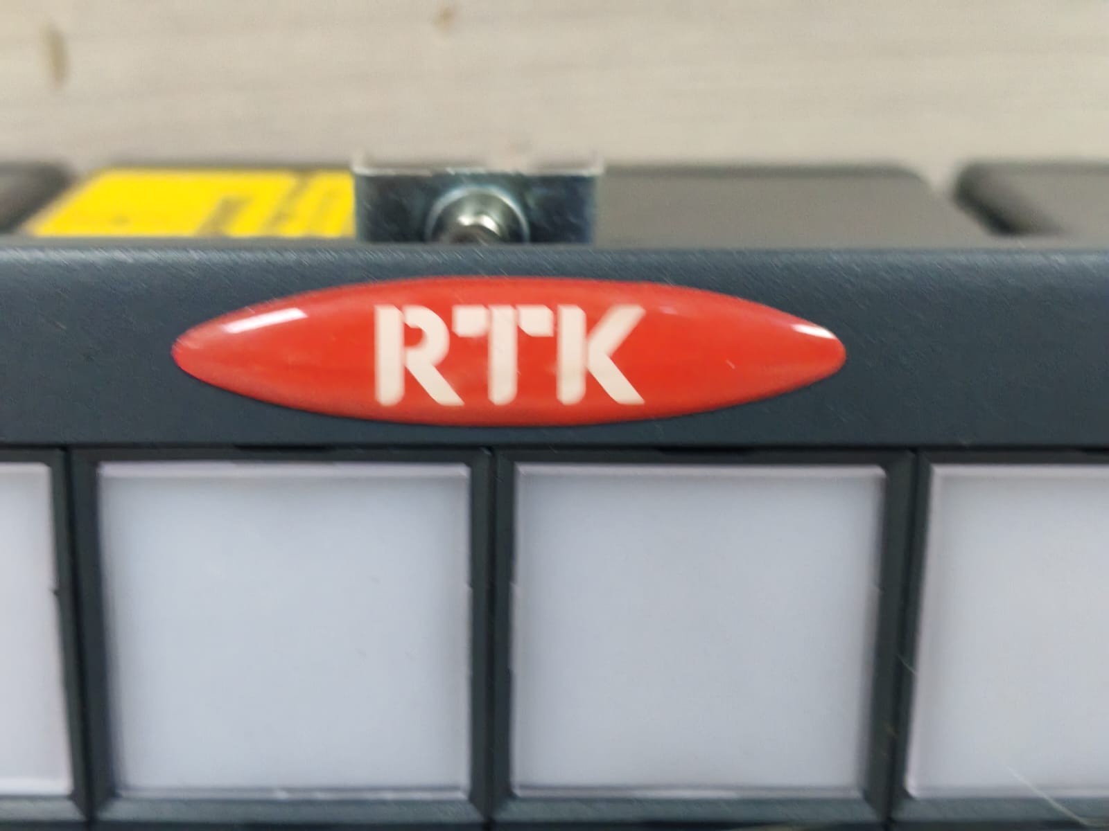 RTK Instruments SABS42P08XMCCX13TXA4X RTK INSTRUMENTS SABS42P08XMCCX13TXA4X SUBSTATION ANNUNCIATOR 2