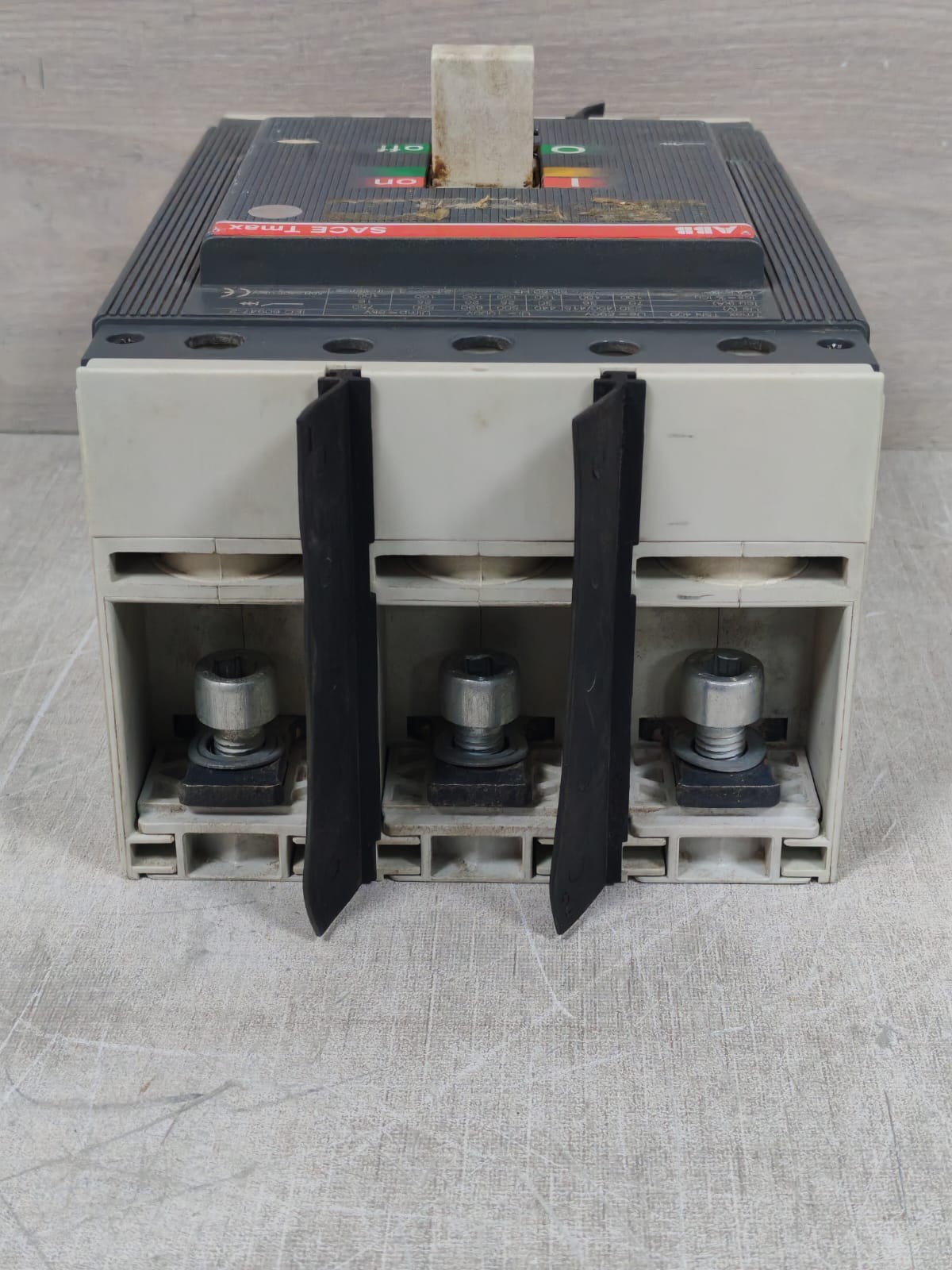 ABB BREAKER690V ABB SACE TMAX T5N 400 CIRCUIT BREAKER 690V 10