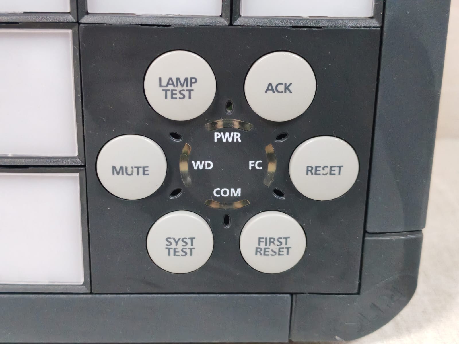 RTK Instruments BS42P028XM1CX13TXS4X RTK INSTRUMENTS BS42P028XM1CX13TXS4X 725B ANNUNCIATOR 125V 3
