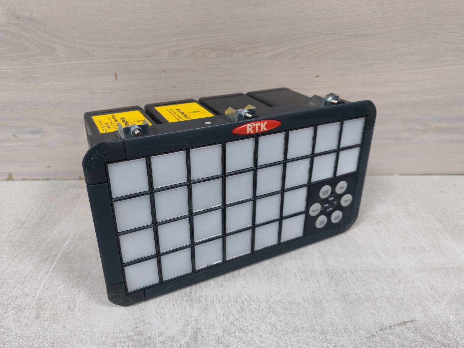 RTK Instruments BS42P028XM1CX13TXS4X RTK INSTRUMENTS BS42P028XM1CX13TXS4X 725B ANNUNCIATOR 125V 5