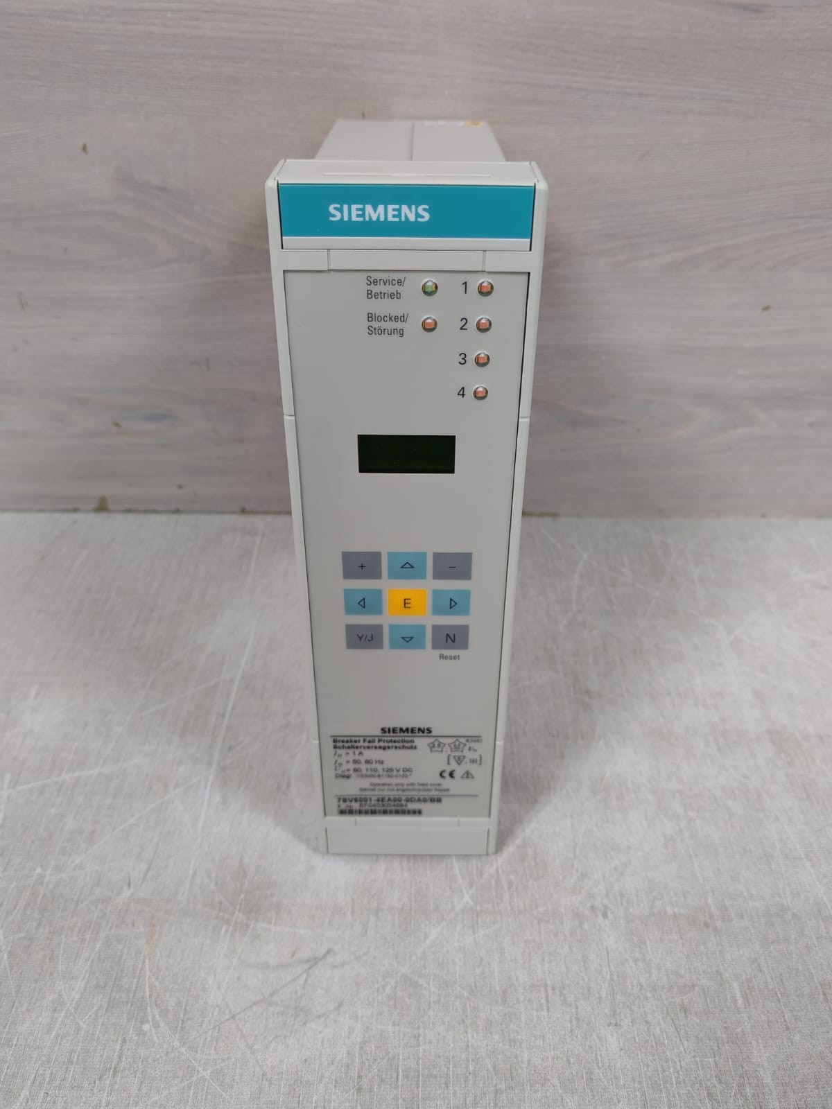 Siemens 7SV6001-4EA00-0DA0/BB SIEMENS 7SV6001-4EA00-0DA0/BB BREAKER FALL PROTECTION 6