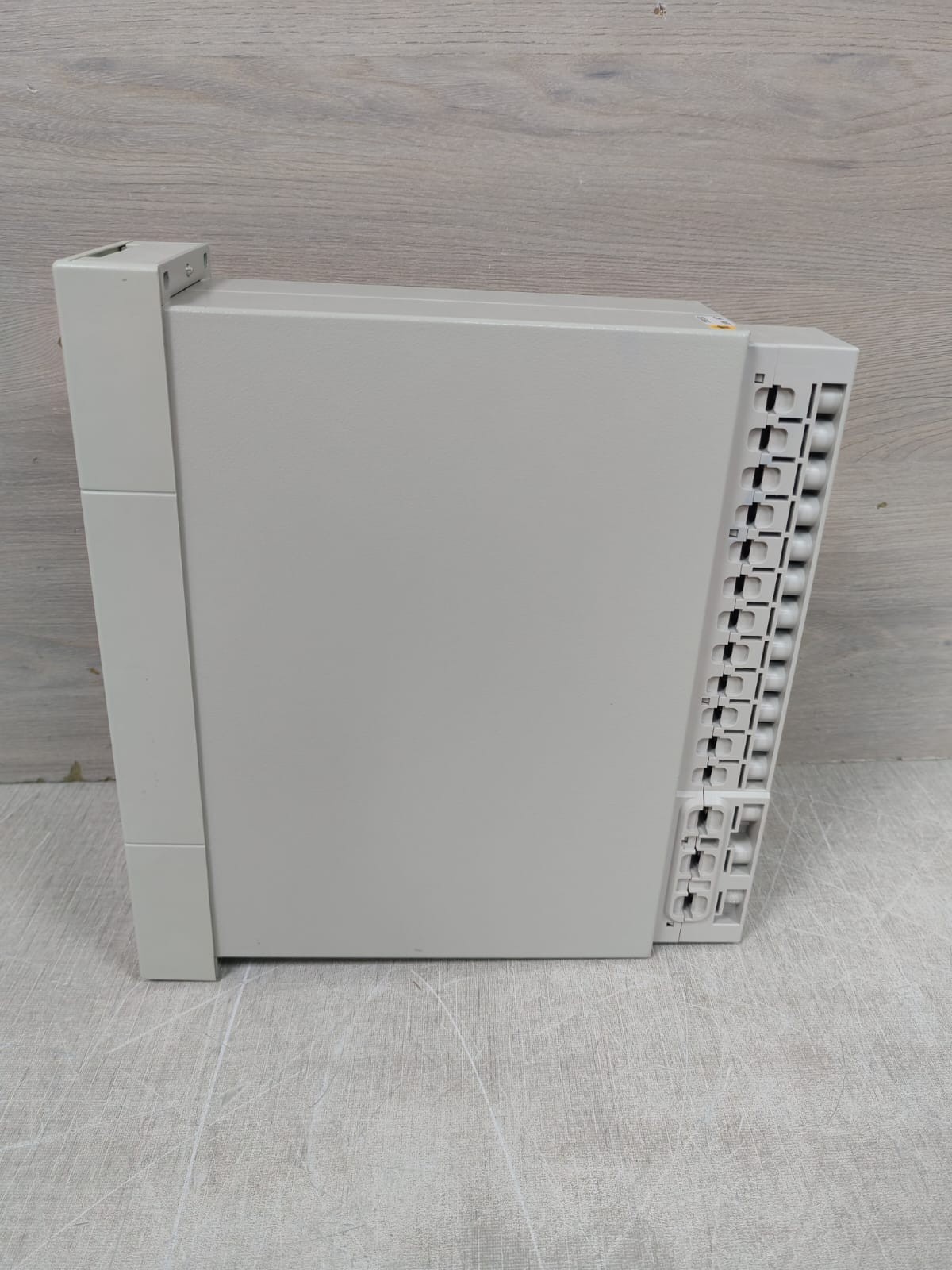 Siemens 7SV6001-4EA00-0DA0/BB SIEMENS 7SV6001-4EA00-0DA0/BB BREAKER FALL PROTECTION 9