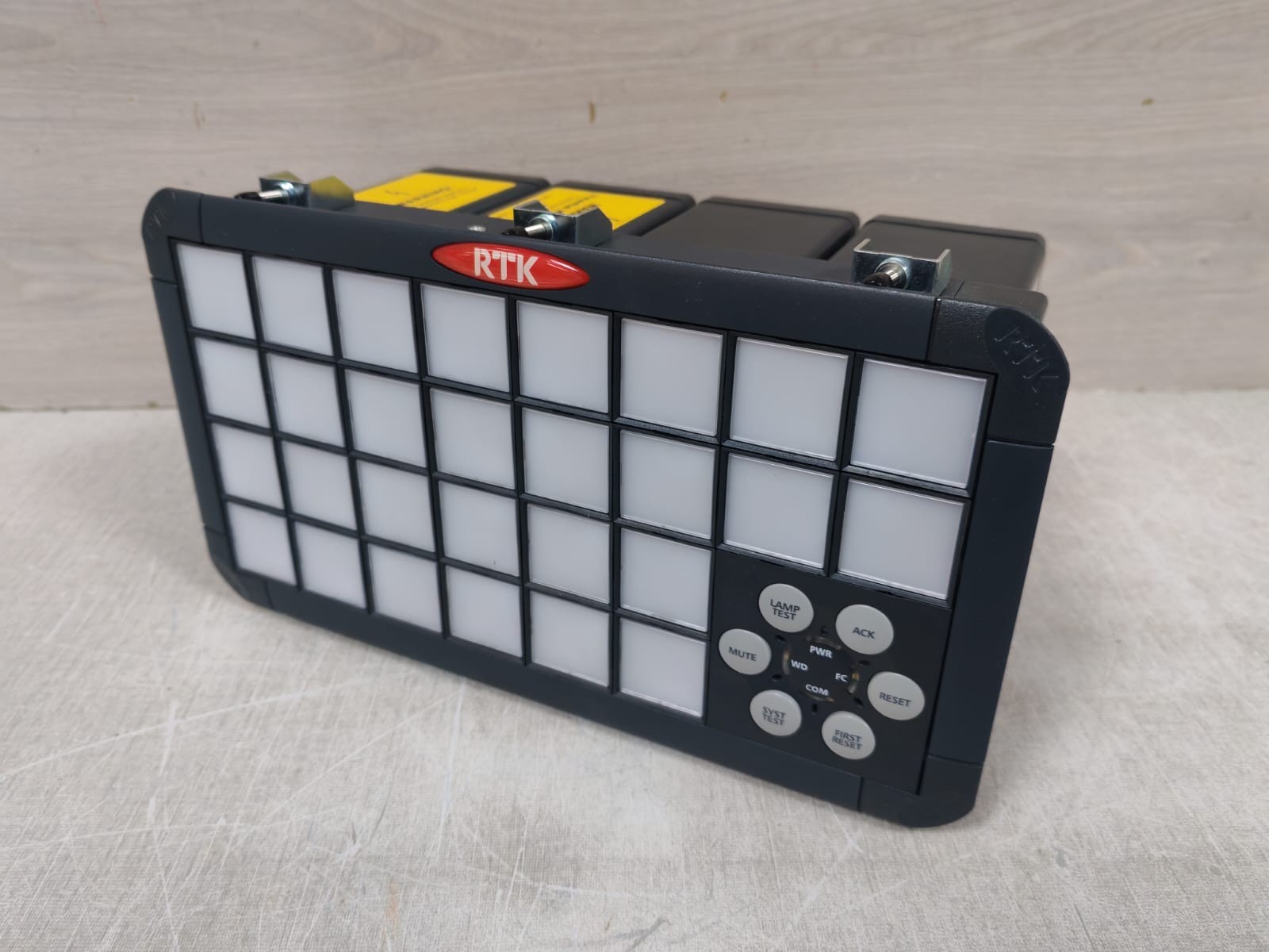 RTK INSTRUMENTS BS42P028XM1CX13TXS4X RTK INSTRUMENTS BS42P028XM1CX13TXS4X 725B ANNUNCIATOR 125V 5