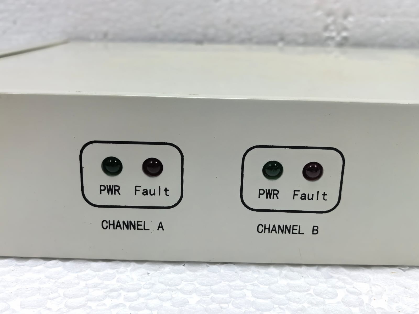 Schneider Electric P-2M SCHNEIDER ELECTRIC P-2M FIBER-OPTIC CONVERTER P-2M11A2 3
