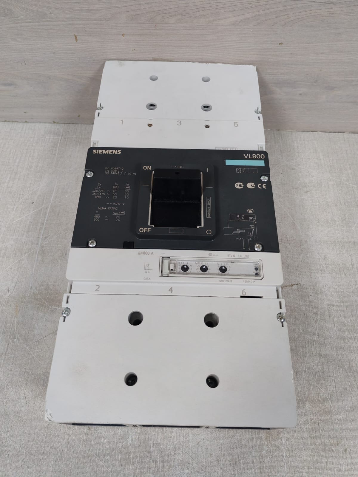 Siemens VL800 SIEMENS VL800 MOLDED CASE CIRCUIT BREAKER 6