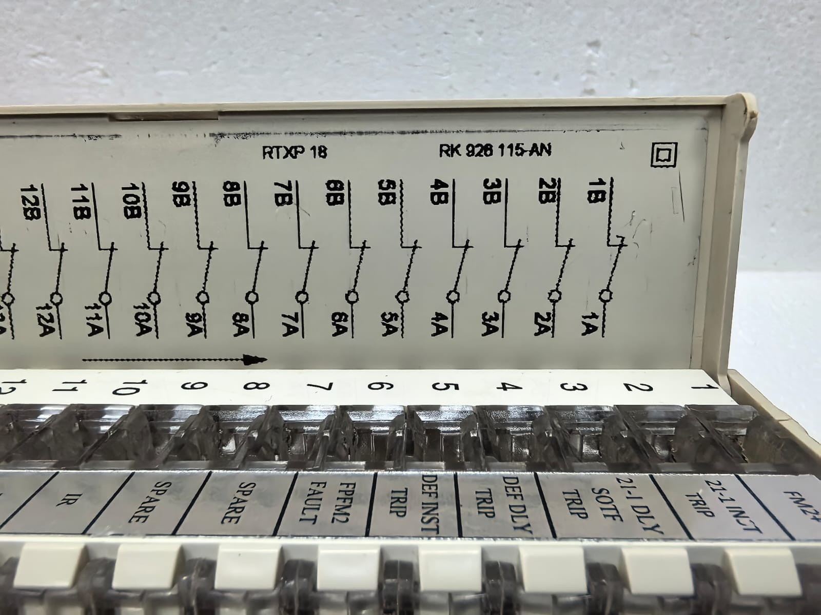 ABB RK-926-115 ABB RTXP18 / RK 926 115-AN TEST SWITCH MODULE 3