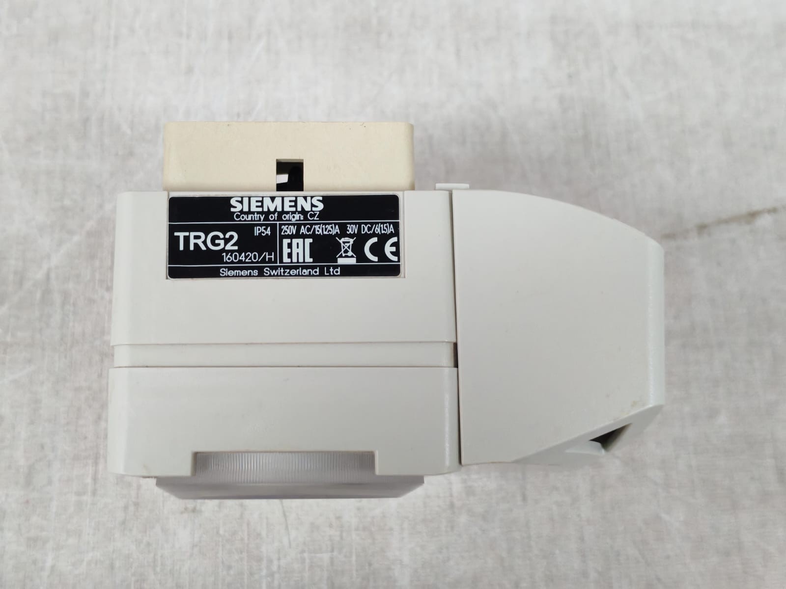 Siemens TRG2 SIEMENS TRG2 THERMOSTAT 250VAC 7