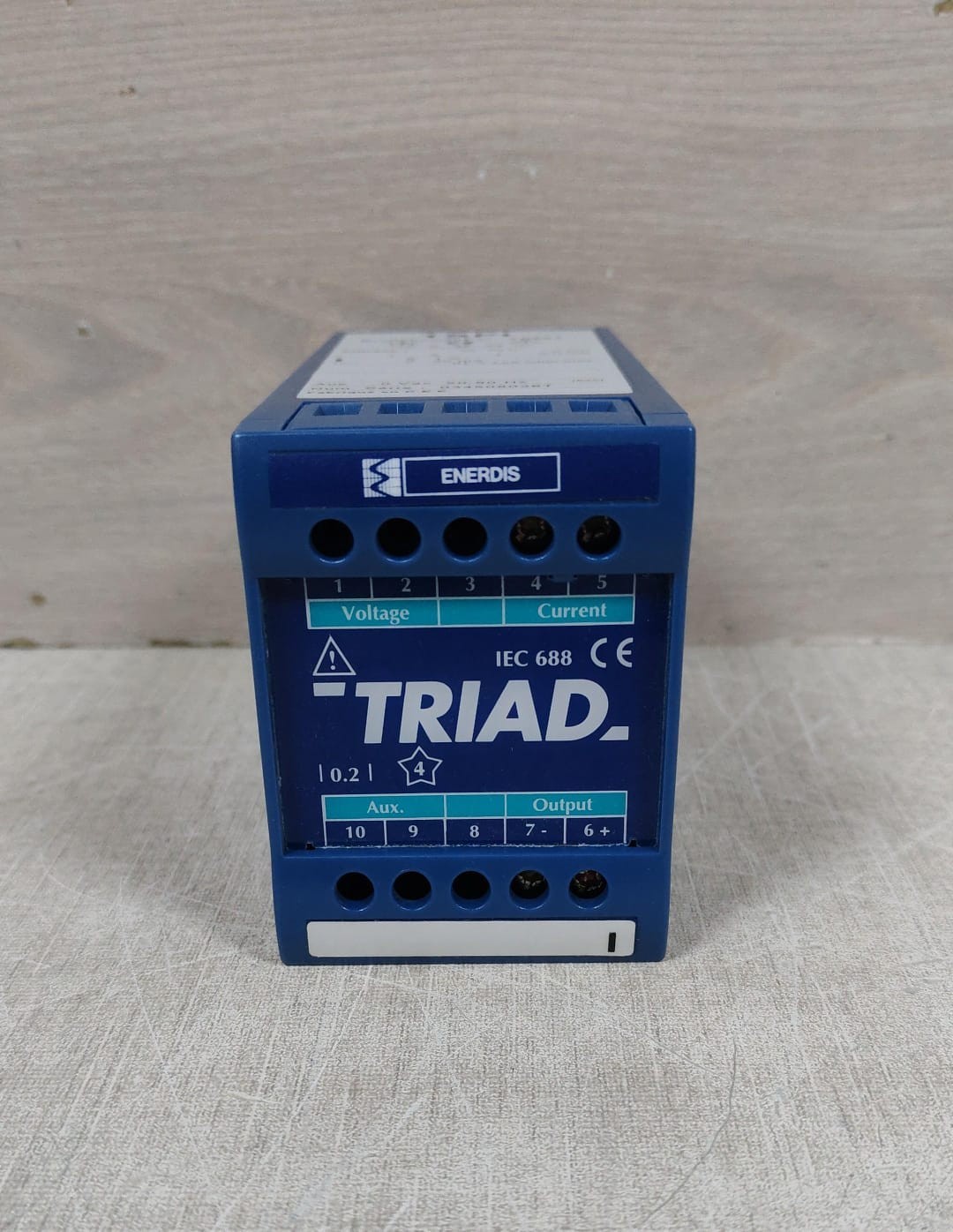 Triad TD001 ENERDIS TRIAD TSPI TD001 BRANCHEMENT 0..1A 20MA TRANSDUCER 2