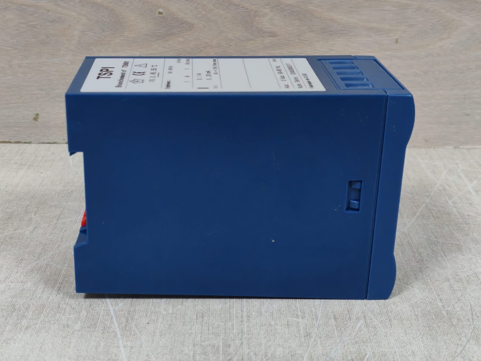Triad TD001 ENERDIS TRIAD TSPI TD001 BRANCHEMENT 0..1A 20MA TRANSDUCER 6