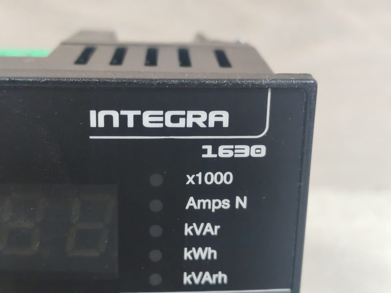 CROMPTON INT-1630-L-1-3-M-010 CROMPTON INTEGRA 160 / INT-1630-L-1-3-M-010 DIGITAL METERING SYSTEM 100-240V 3