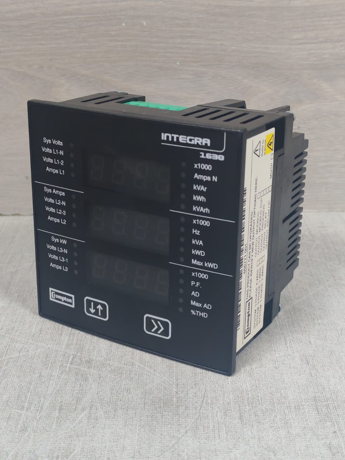 CROMPTON INT-1630-L-1-3-M-010 CROMPTON INTEGRA 160 / INT-1630-L-1-3-M-010 DIGITAL METERING SYSTEM 100-240V 4