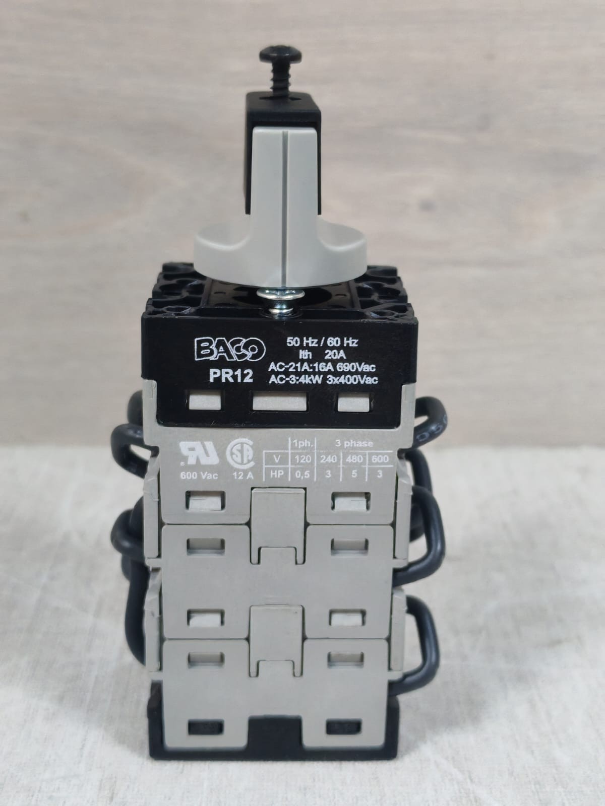 BACO PR12 BACO PR12 ROTARY SELECTOR SWITCH 20A 9