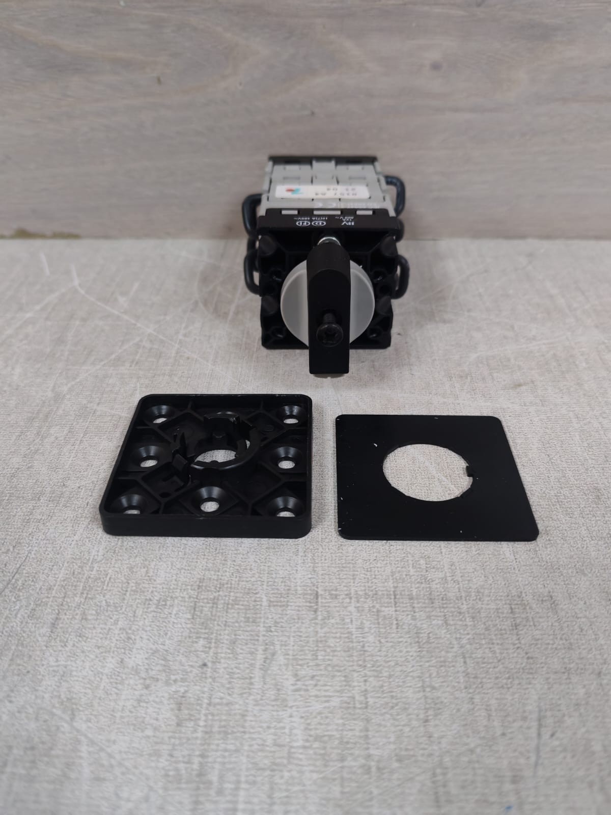 BACO PR12 ROTARY SELECTOR SWITCH 20A