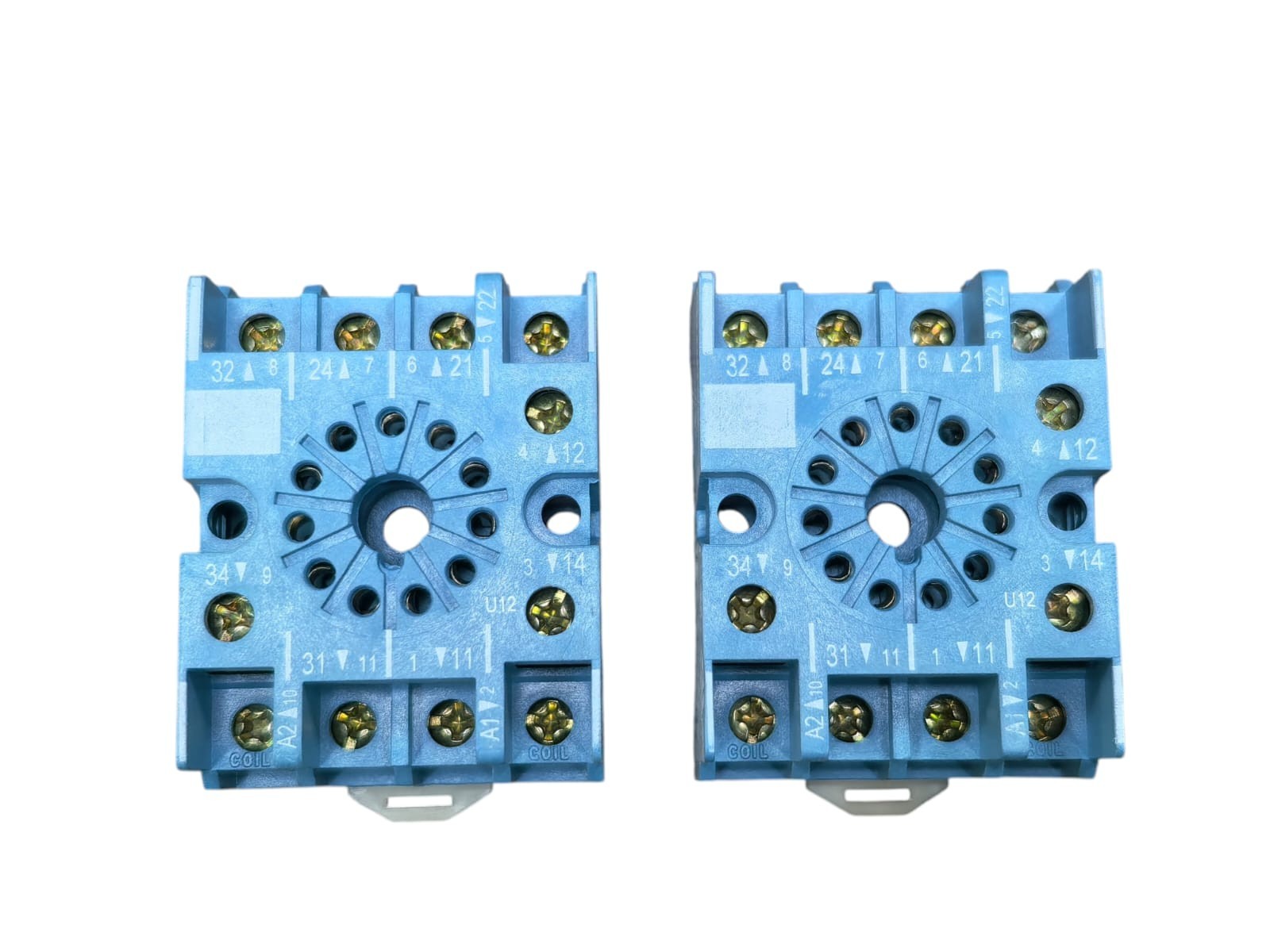 FINDER 90.27 RELAY SOCKET 10A 250V