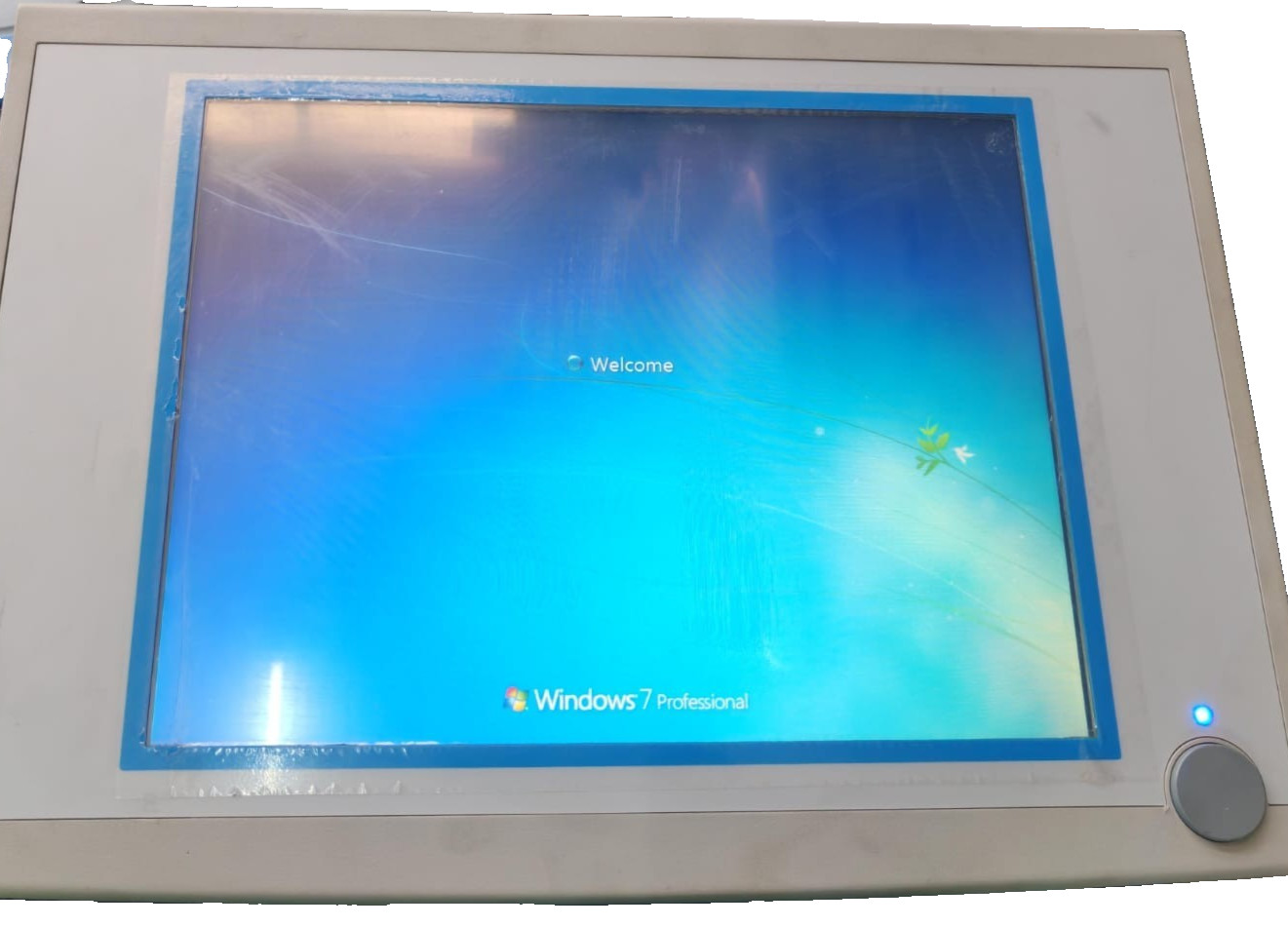Advantech IPPC-6152A ADVANTECH IPPC-6152A INDUSTRIAL PANEL PC 100-240VAC 2