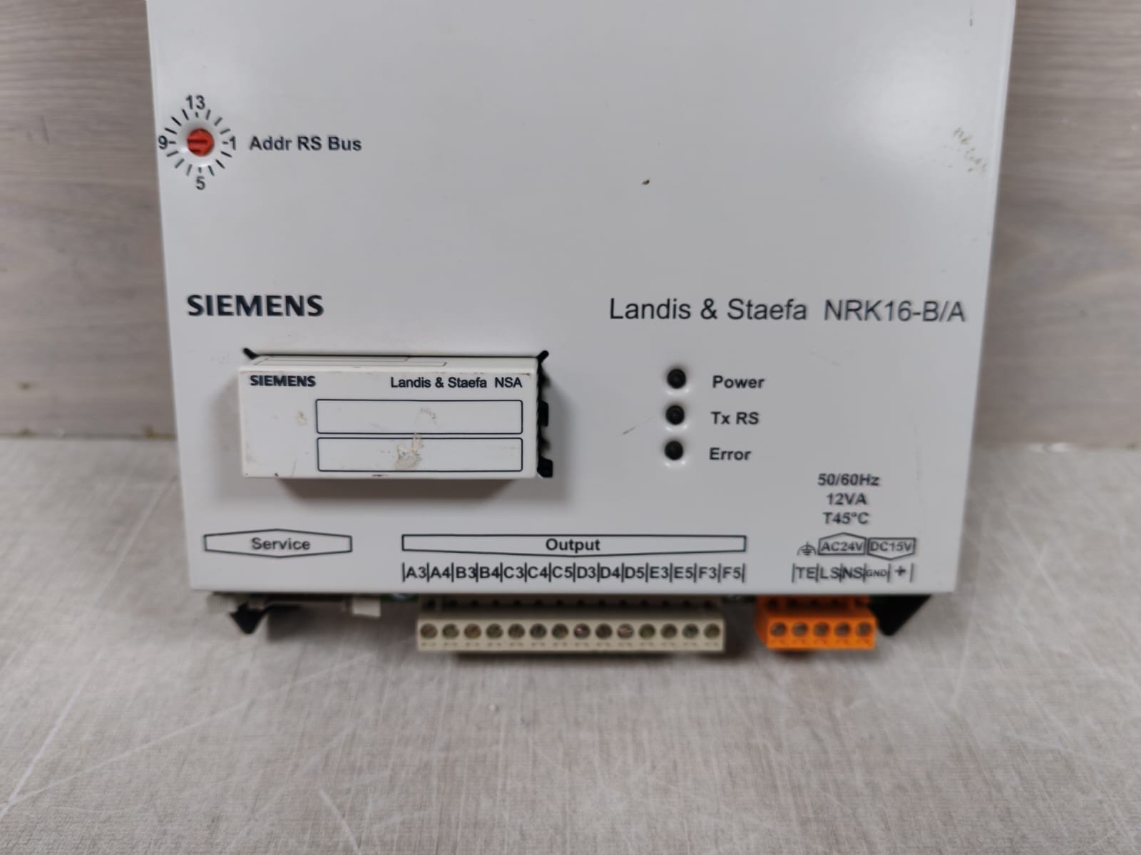 Siemens NRK16-B/A SIEMENS LANDIS & STAEFA NRK16-B/A SYSTEM CONTROLLER 4