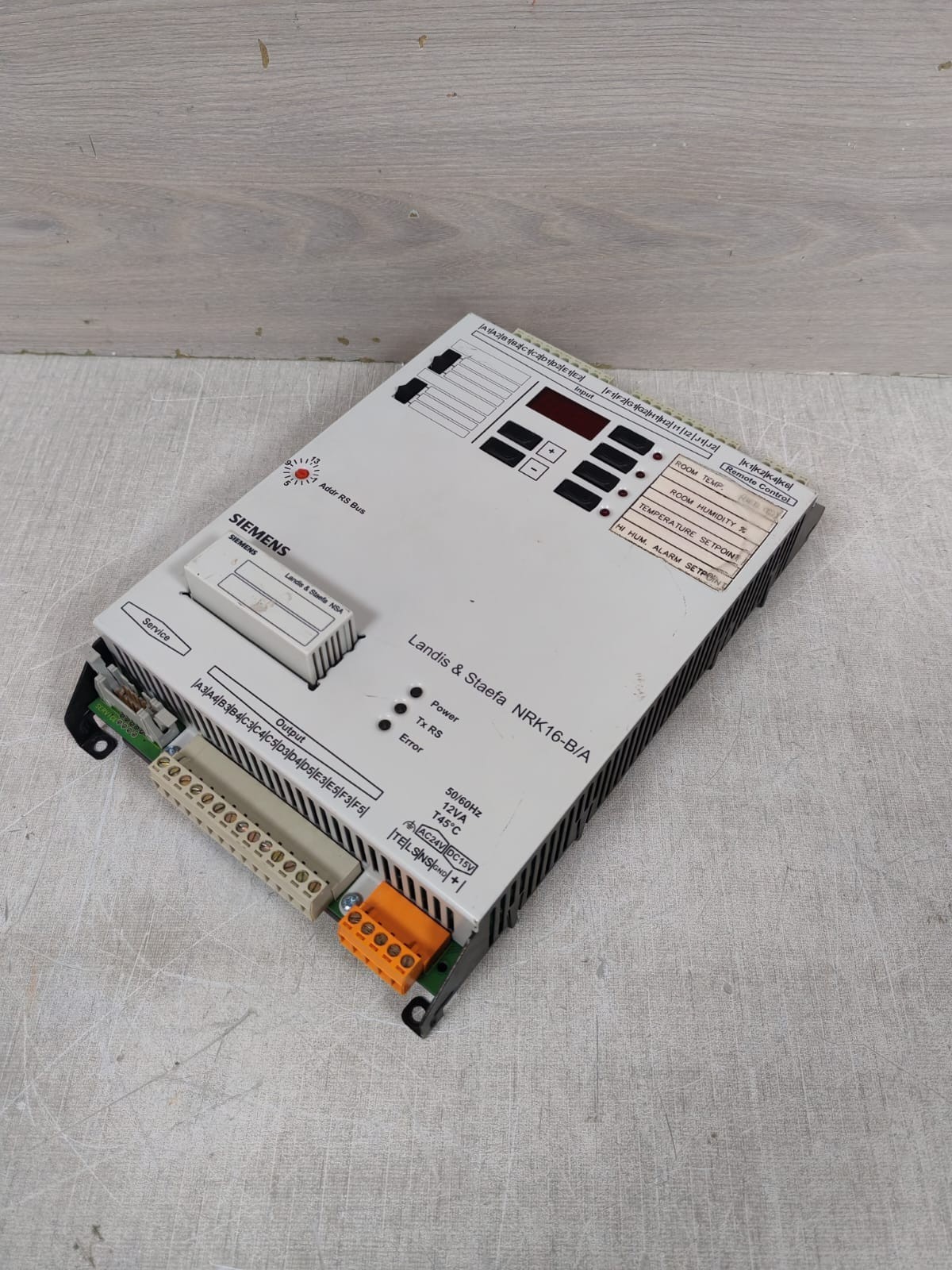 Siemens NRK16-B/A SIEMENS LANDIS & STAEFA NRK16-B/A SYSTEM CONTROLLER 6