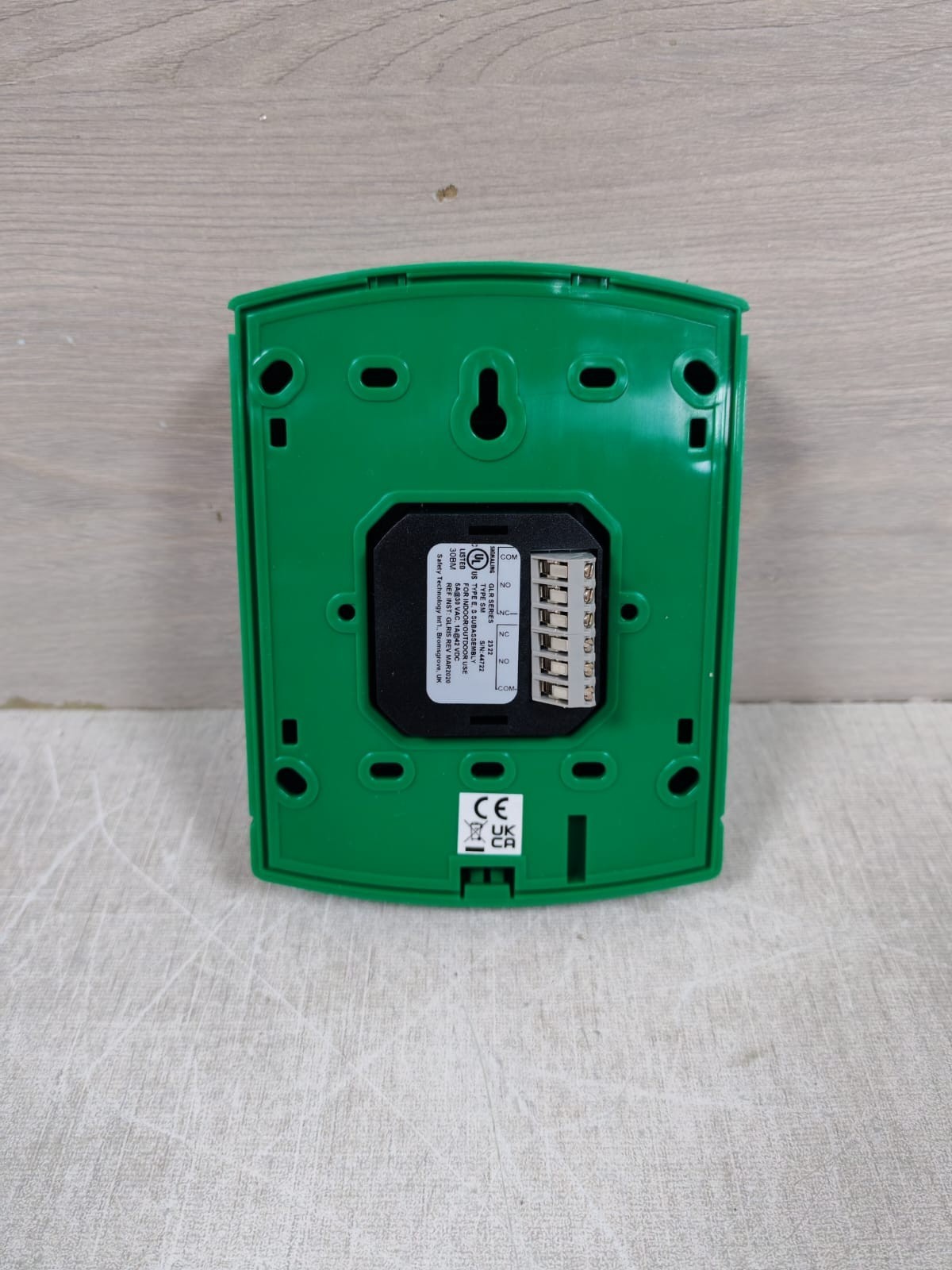 STI GLR101EX-EN STI GLOBAL RESET GREEN EMERGENCY EXIT NO SHIELD DPDT GLR101EX-EN 9