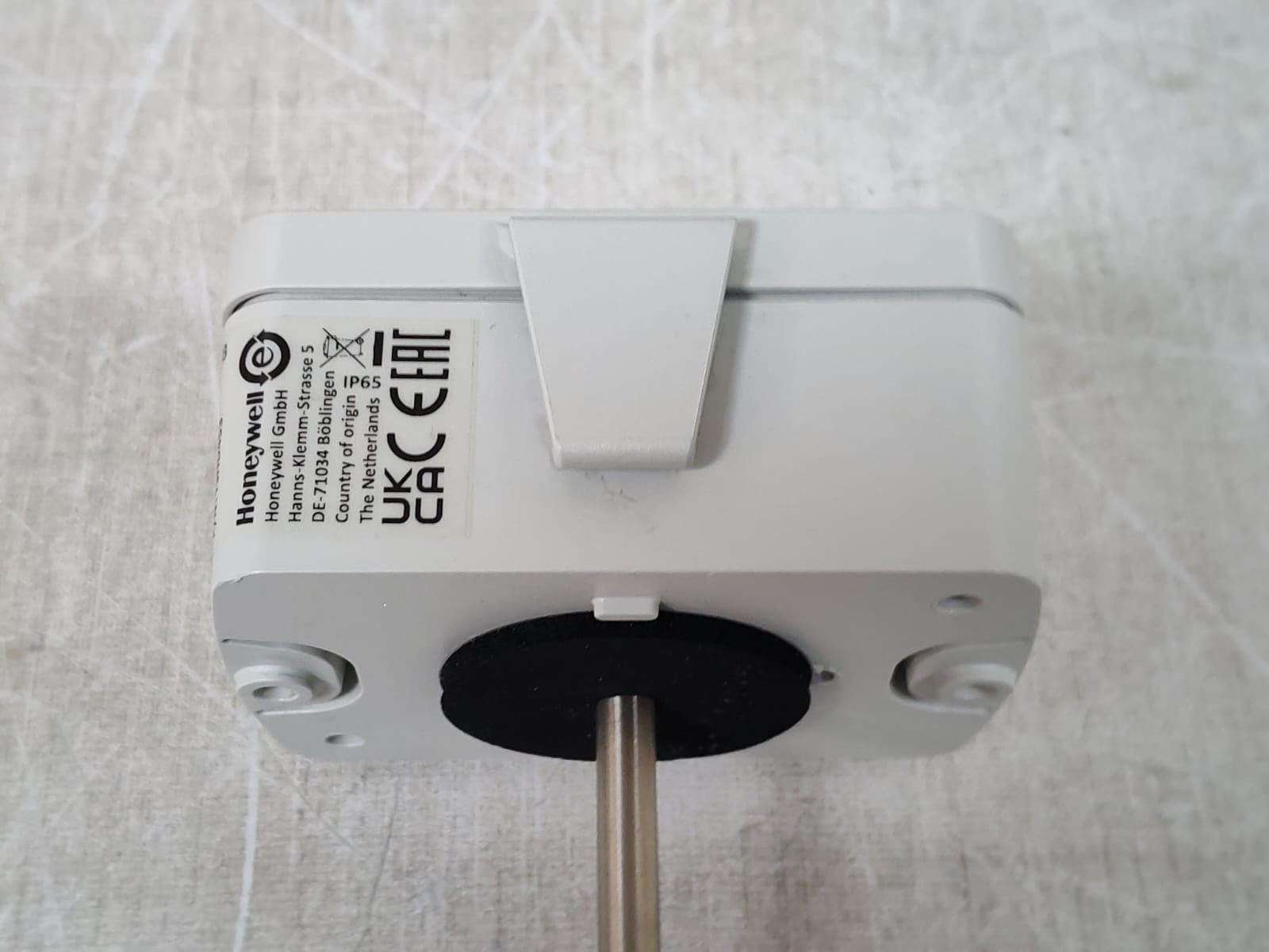 Honeywell VF00-3B65NW HONEYWELL VF00-3B65NW TEMPERATURE SENSOR PT 1000 10