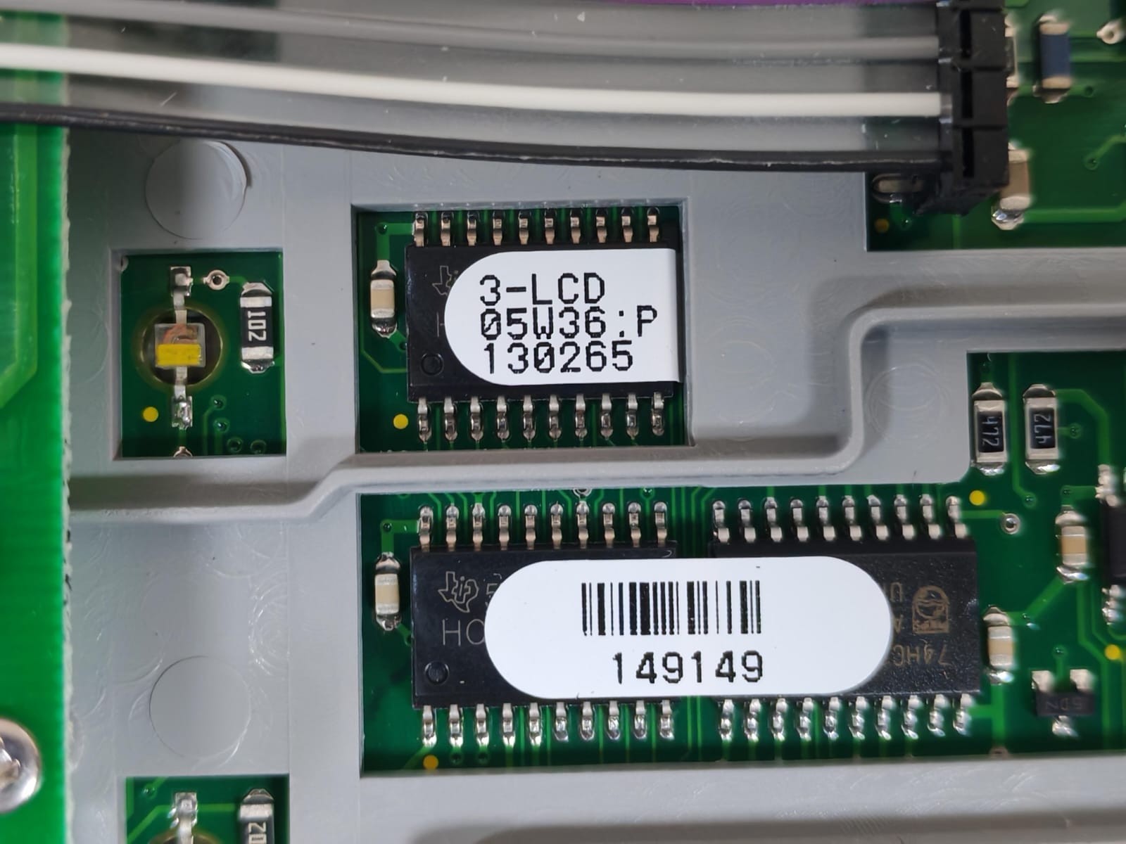 EST EDWARDS EDWARDS EST EDWARDS 3 -LCD DISPLAY MODULE 8