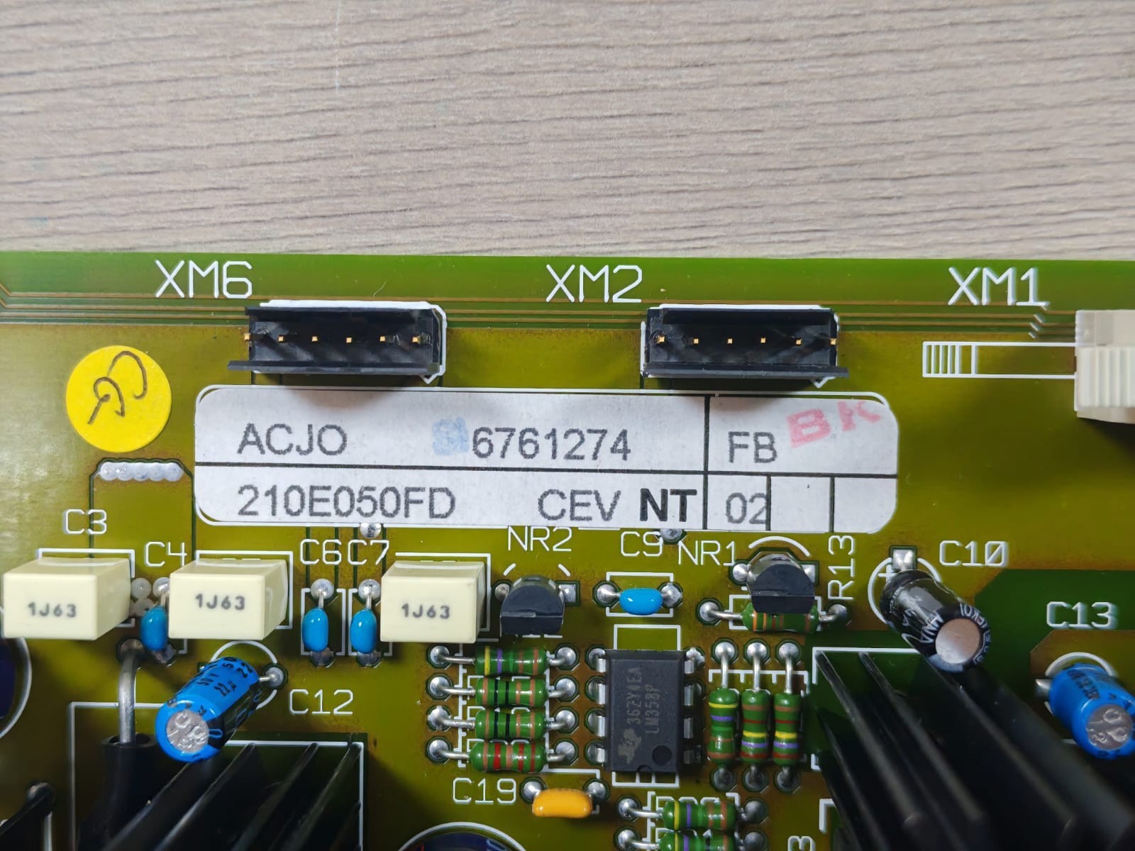 MGE ACJO 6761274 /210E050FD / 6761273XD-2FA MGE ACJO 6761274 /210E050FD / 6761273XD-2FA CIRCUIT BOARD 3