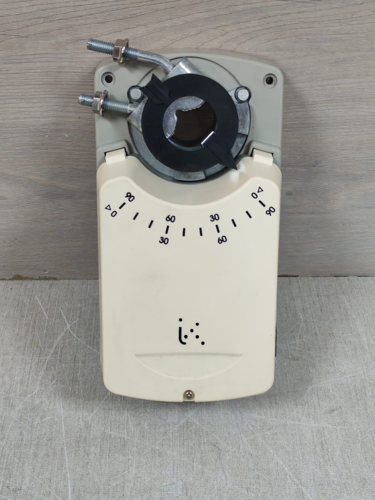 INDUSTRIE TECHNIK DMS24 INDUSTRIE TECHNIK DMS24 ROTARY ACTUATOR 24VAC 2