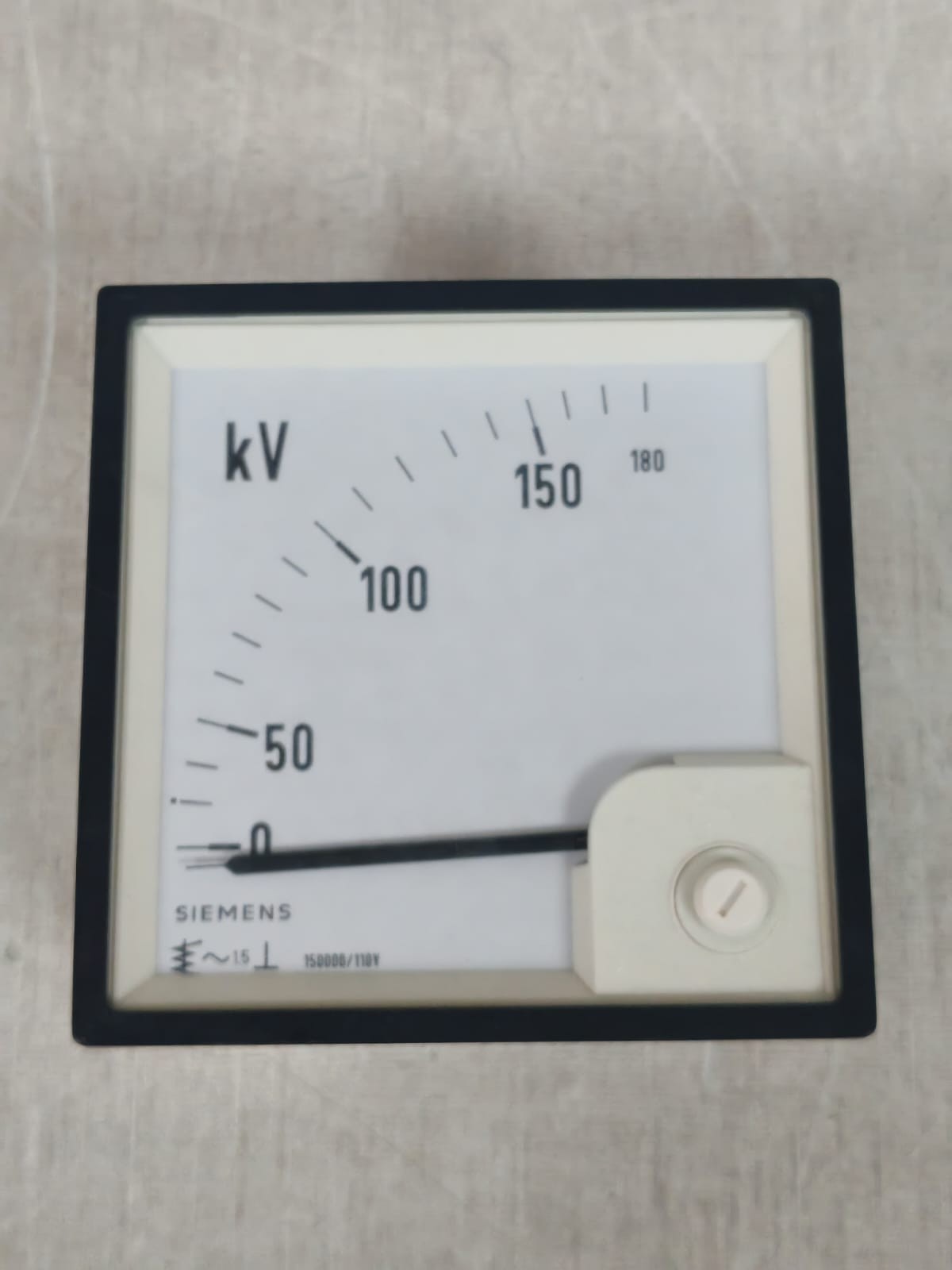 SIEMENS EQB96 TK21401540001 SIEMENS EQB96 TK21401540001 ANALOG AMMETER 6